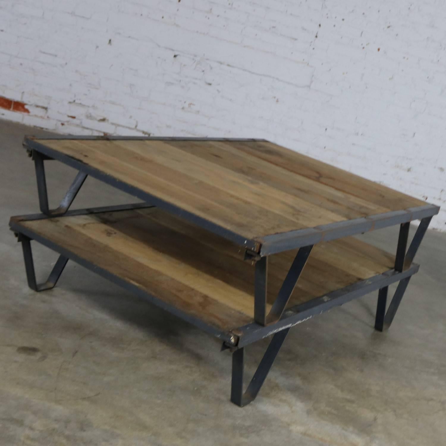 American Industrial Oak and Steel Pallet Coffee Table For Sale at ...