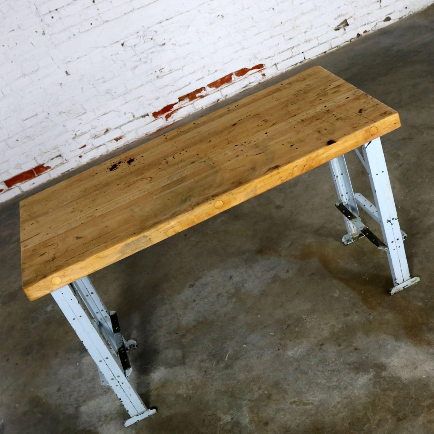 American Industrial Work Table Wood Top Steel Base Vintage In Distressed Condition In Topeka, KS