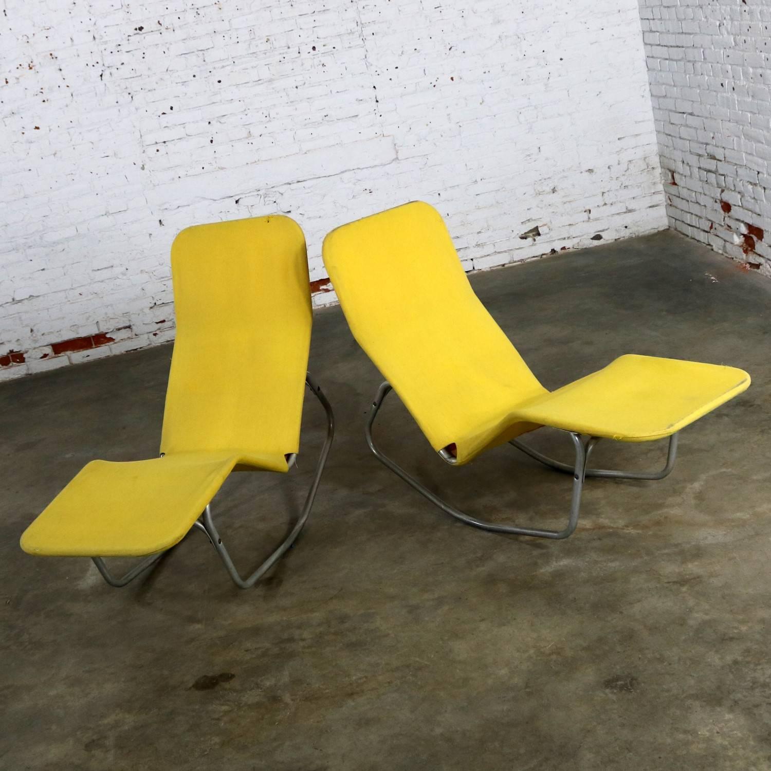 plastic tube lounge chair