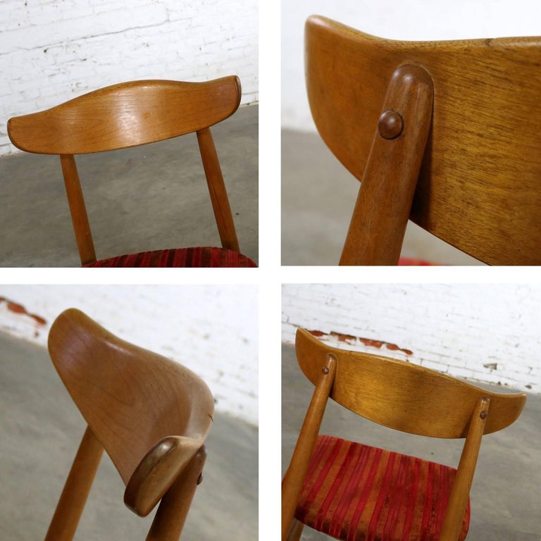 Pair of Mid-Century Modern Birchcraft Danish Style Side Chairs by Baumritter For Sale 2
