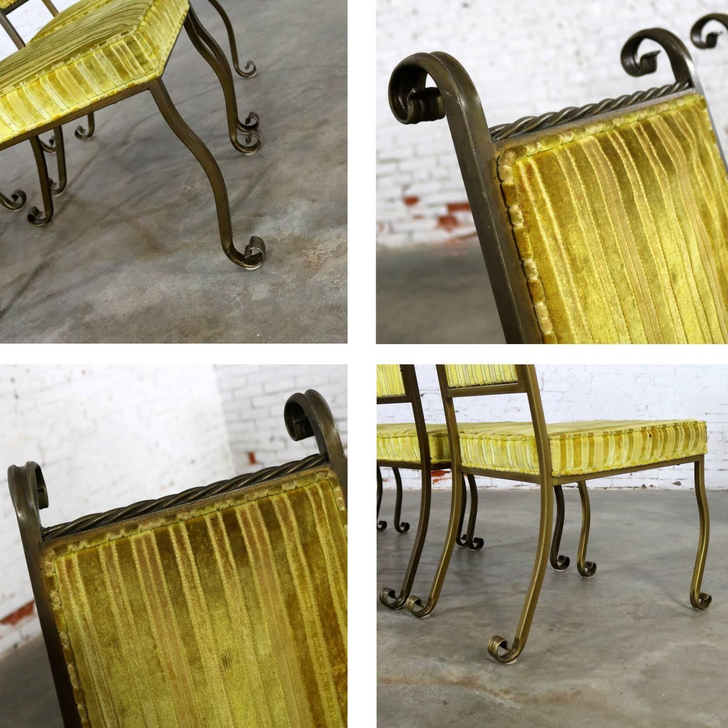 Quatre chaises de salle à manger en fer forgé Hollywood Regency par Swirl Craft of Sun Valley en vente 3