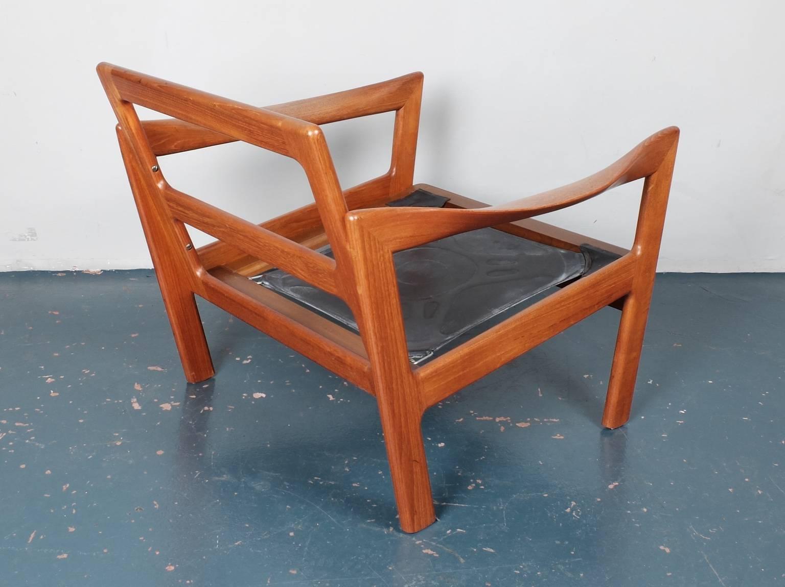 Illum Wikkelsø, Teak and Leather Danish 1960s Midcentury Lounge Chairs  1