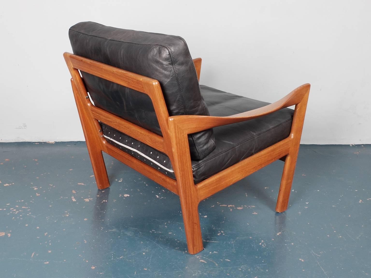 Illum Wikkelsø, Teak and Leather Danish 1960s Midcentury Lounge Chairs  2