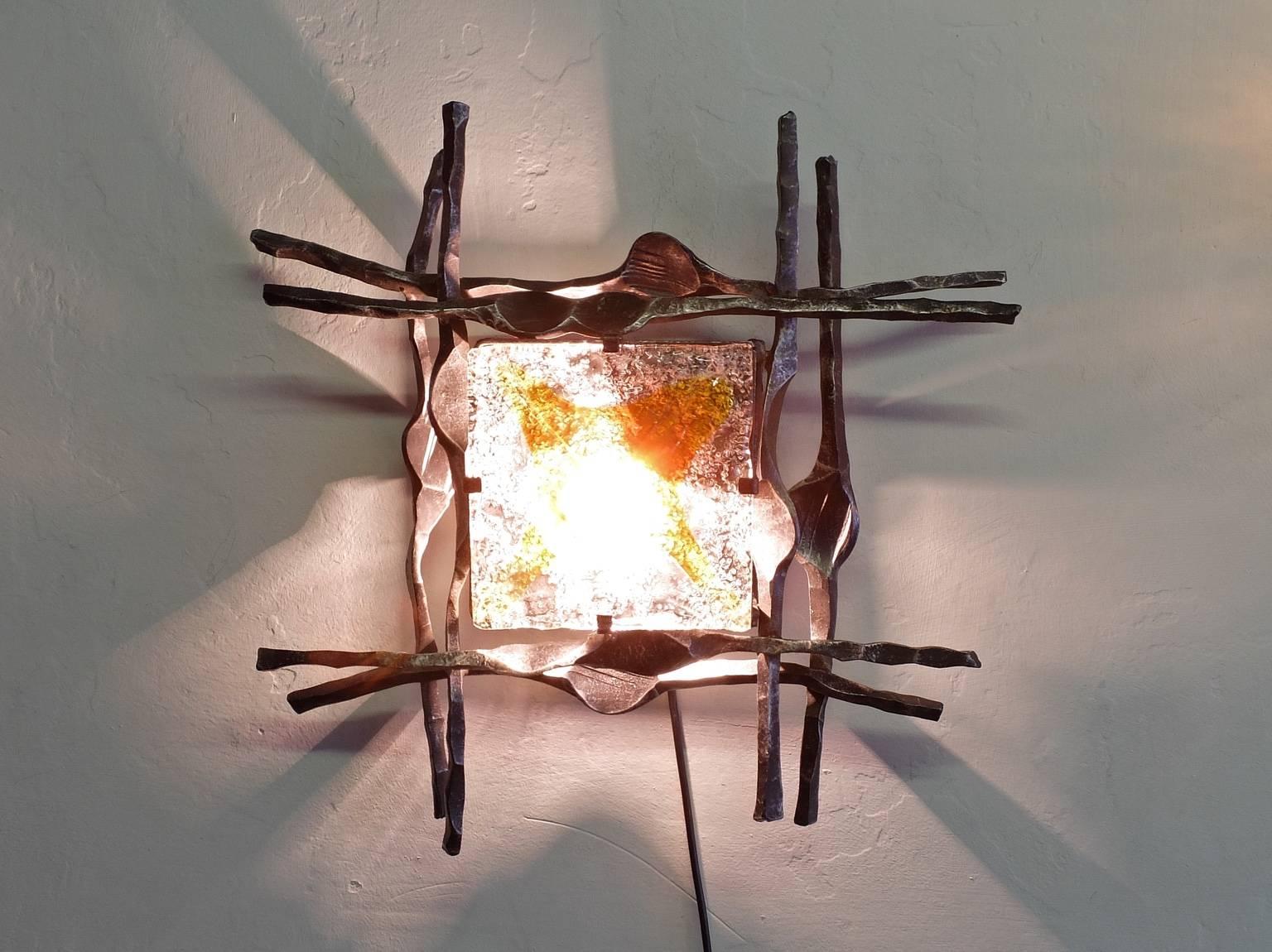 Swedish Brutalist Murano Wall Sconce by Tom Ahlstrom and Hans Ehrich 1970's For Sale