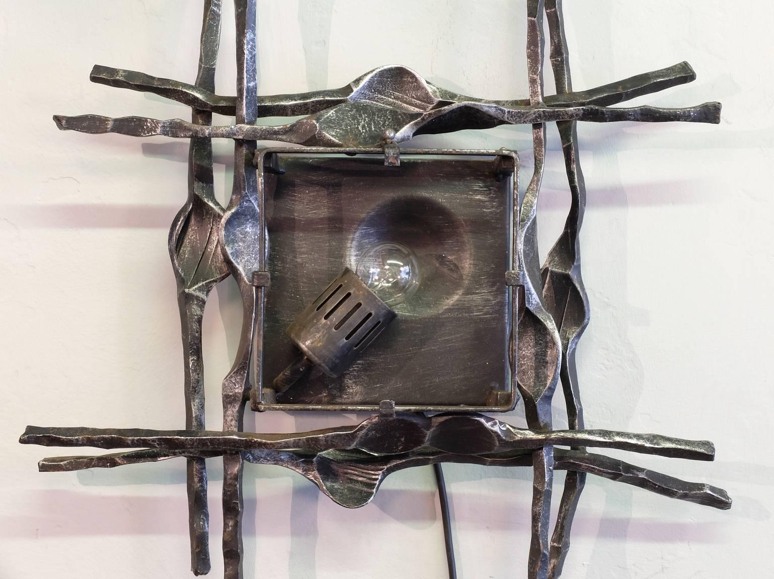 Brutalist Murano Wall Sconce by Tom Ahlstrom and Hans Ehrich 1970's In Good Condition For Sale In London, GB
