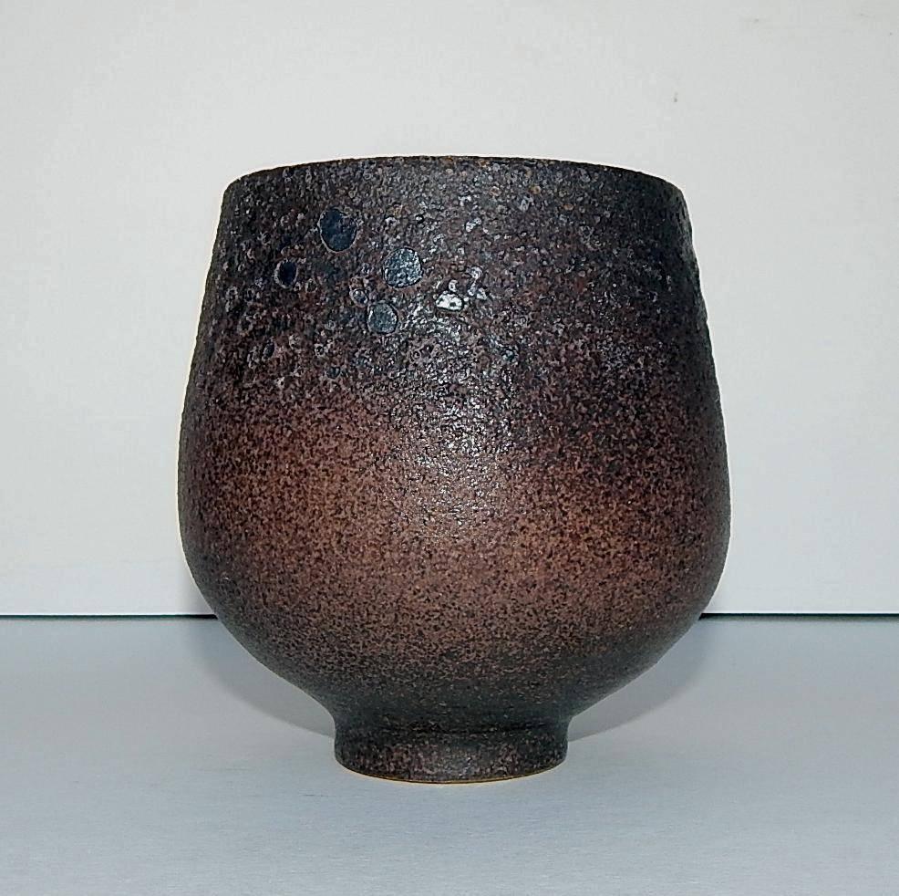 Studio cabinet piece with rich brown glaze. 
Really nice partial lava glaze, circa late 1950s.
Mint condition.

An experimental piece I purchased directly from the 
Scheiers many years ago. 
Marked on the bottom: Scheier and 58.
Measures: