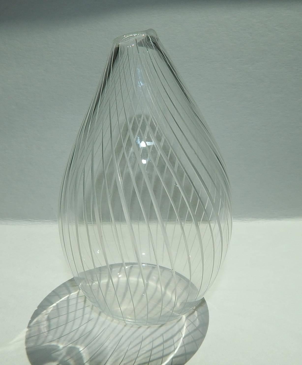 Wirkaala Glass Vase for Iitala, Delicate Organic Teardrop Shape In Excellent Condition In Phoenix, AZ