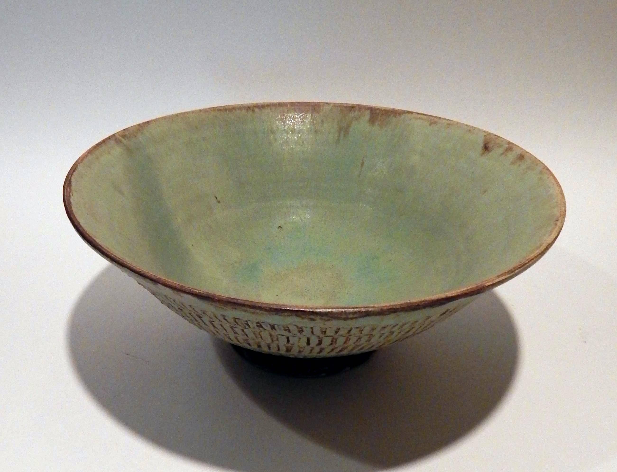 Américain Don Schaumburg Flared Studio Bowl, circa 1950s en vente