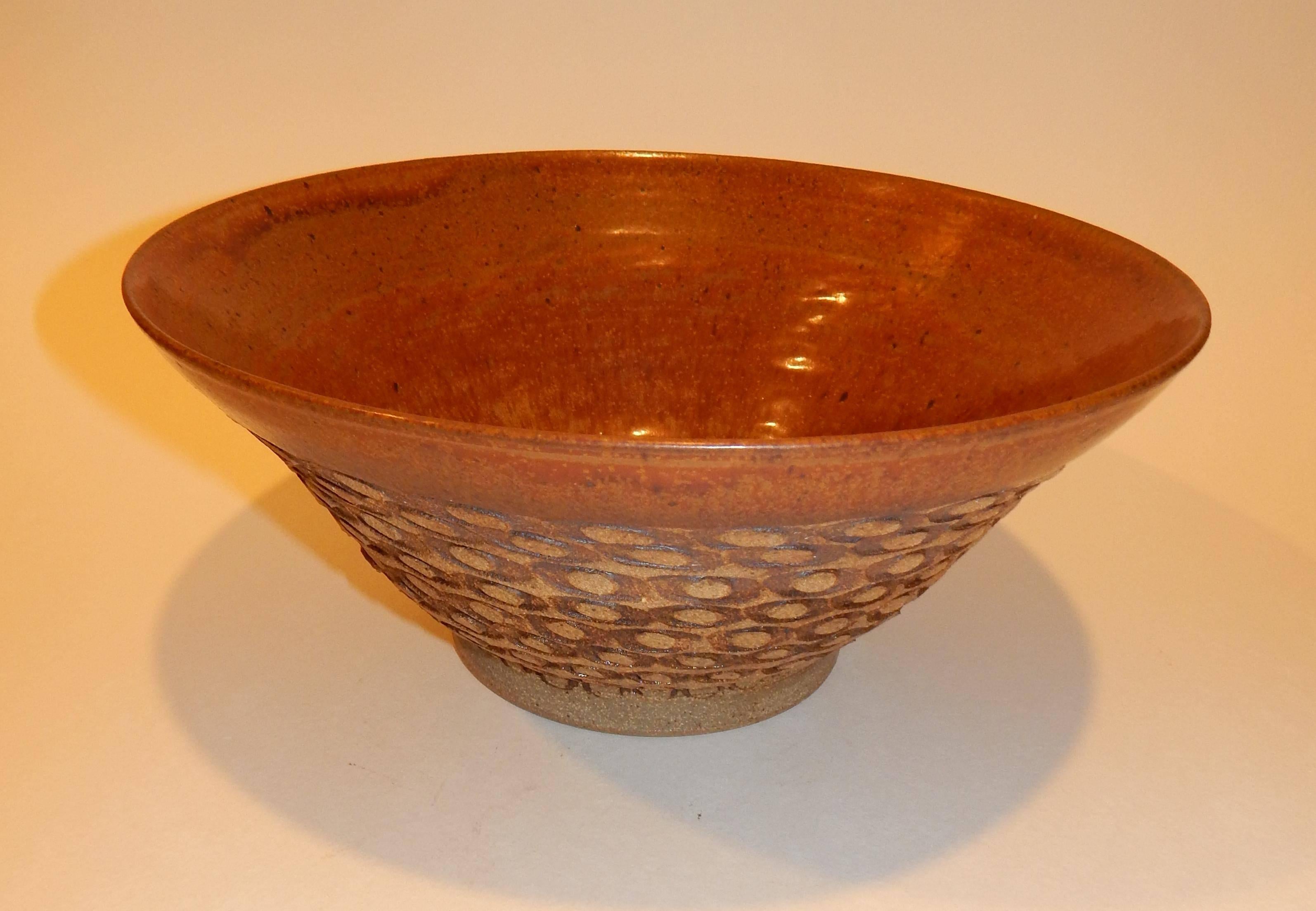 F. Carlton Ball (1911-1992) flared studio bowl.
Measures: 4 3/4