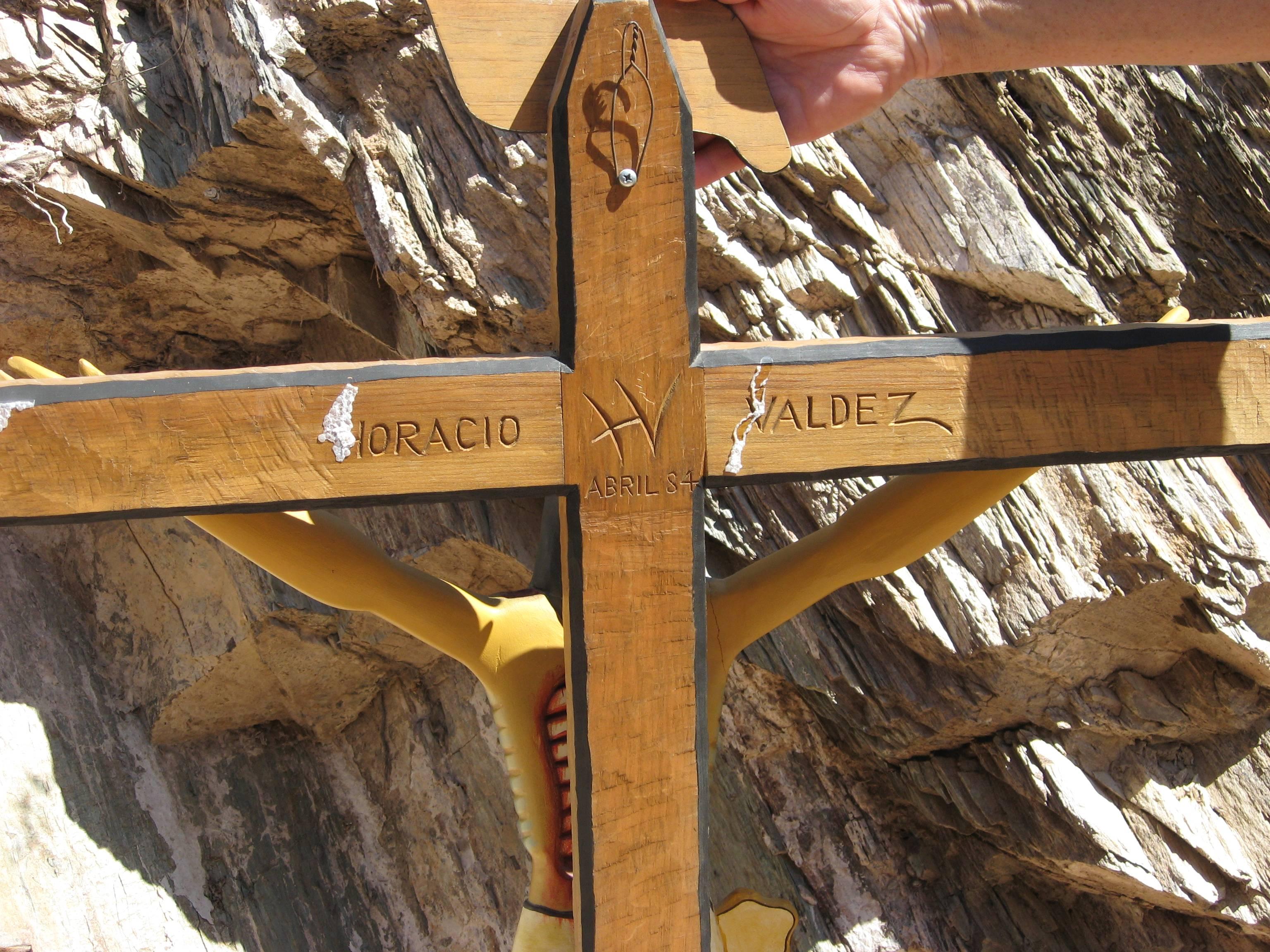 Important New Mexico Santero Horacio Valdez Carved Boulto, Christos In Excellent Condition In Phoenix, AZ