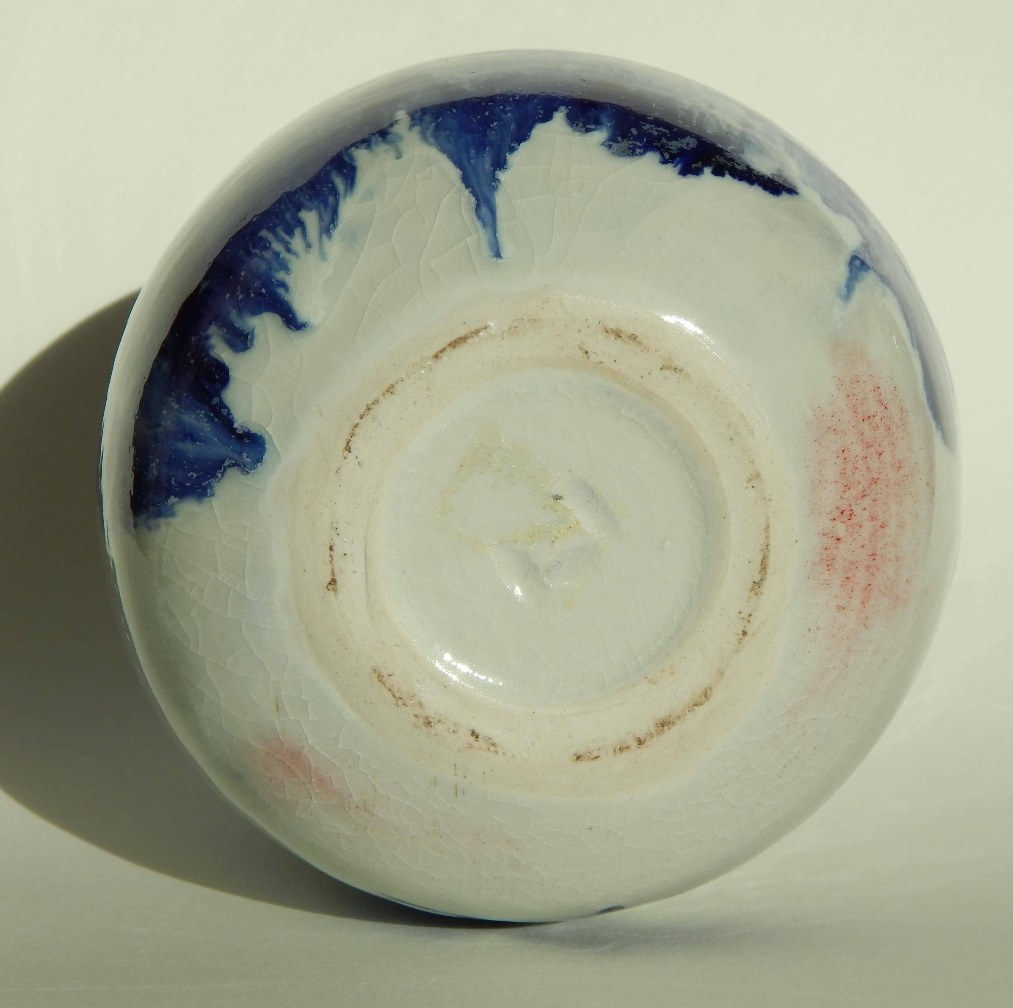 Toshiko Takeazu Moon Pot in Blue and White, circa 1970s In Excellent Condition In Phoenix, AZ