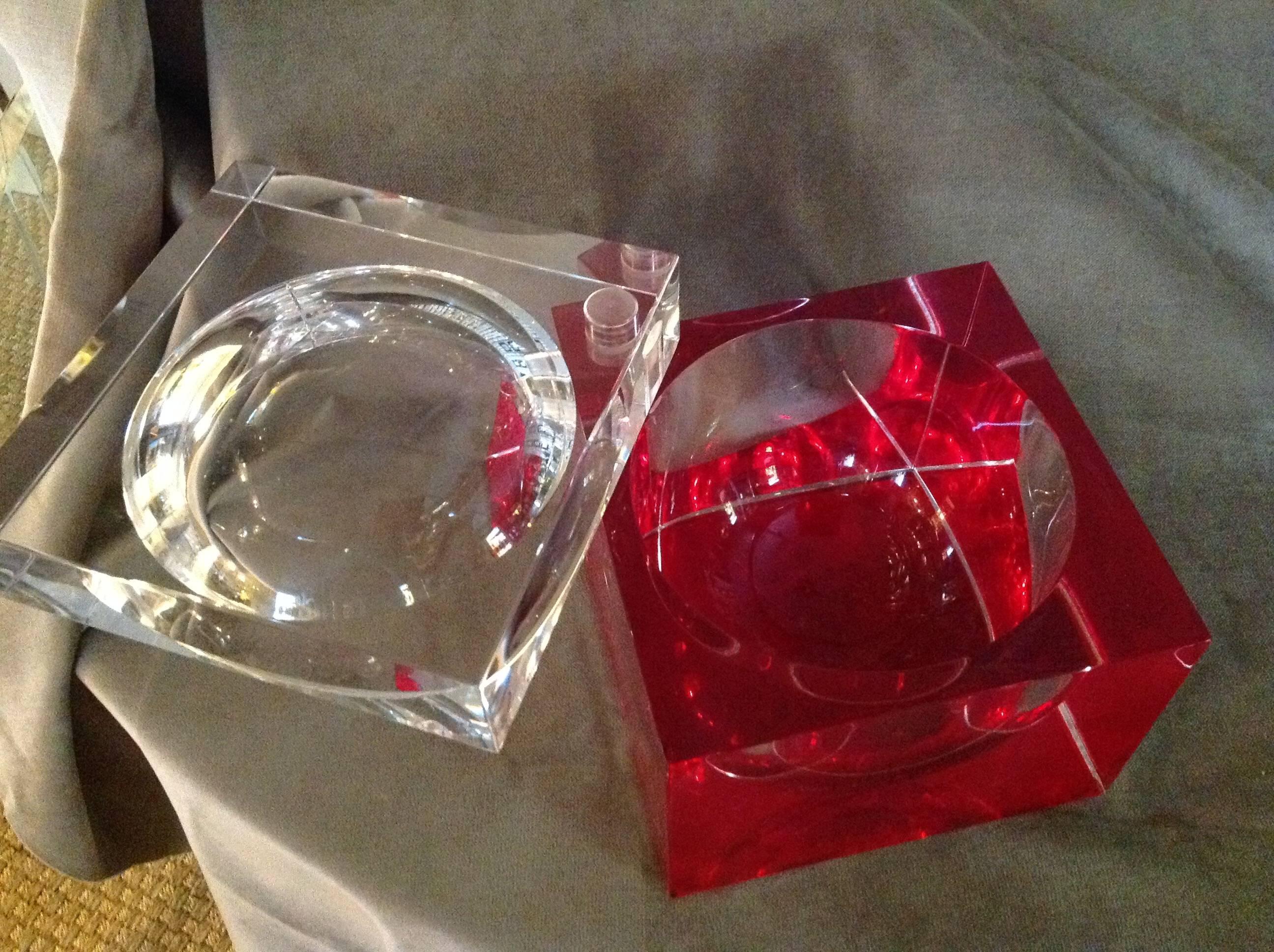 Mid-Century Modern Mid-Century Red and Clear Cube Form Lucite Ice Bucket For Sale