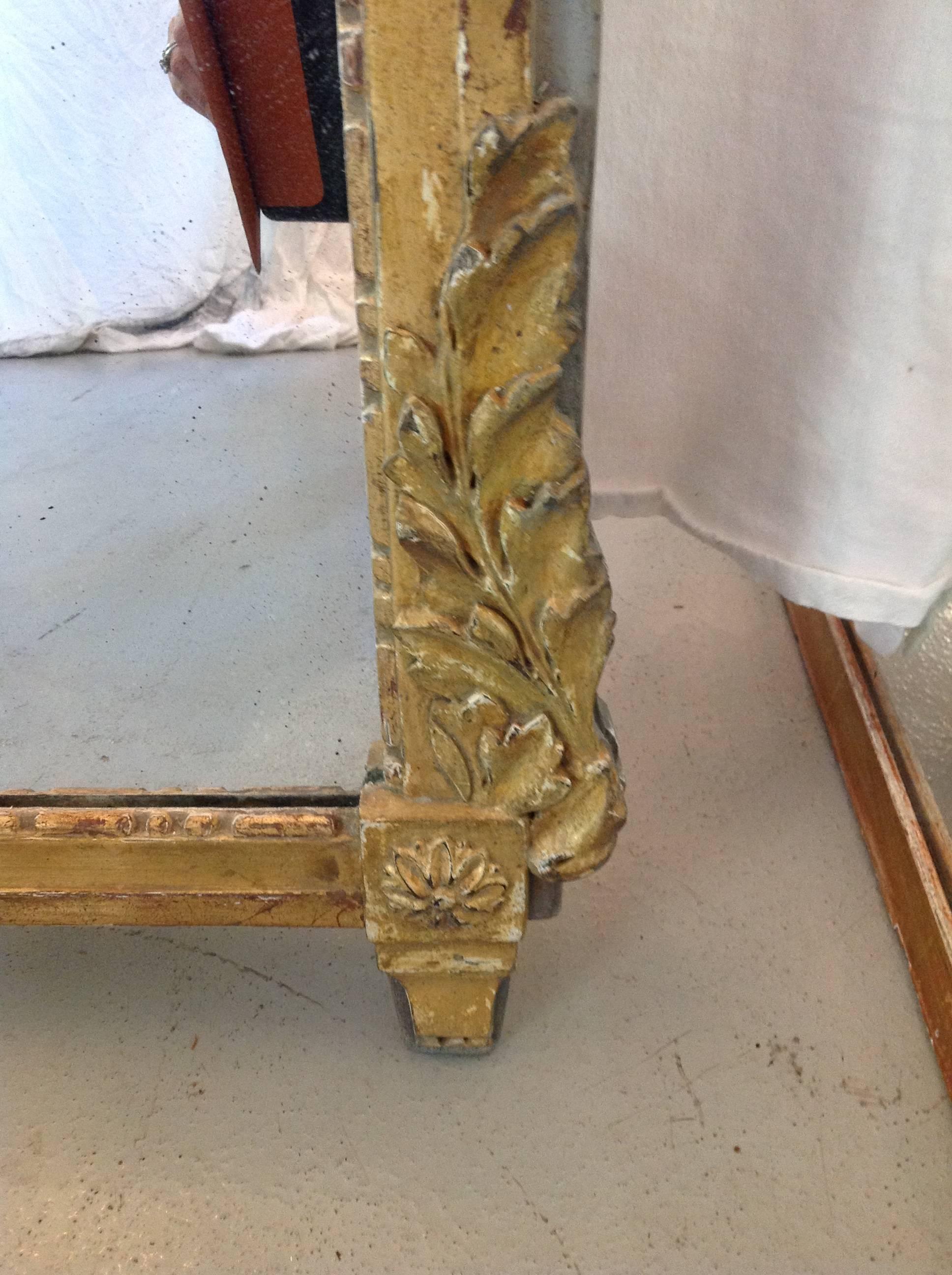 Late 18th Century Louis XVI Carved Wood Mirror with Urn In Good Condition For Sale In Chicago, IL