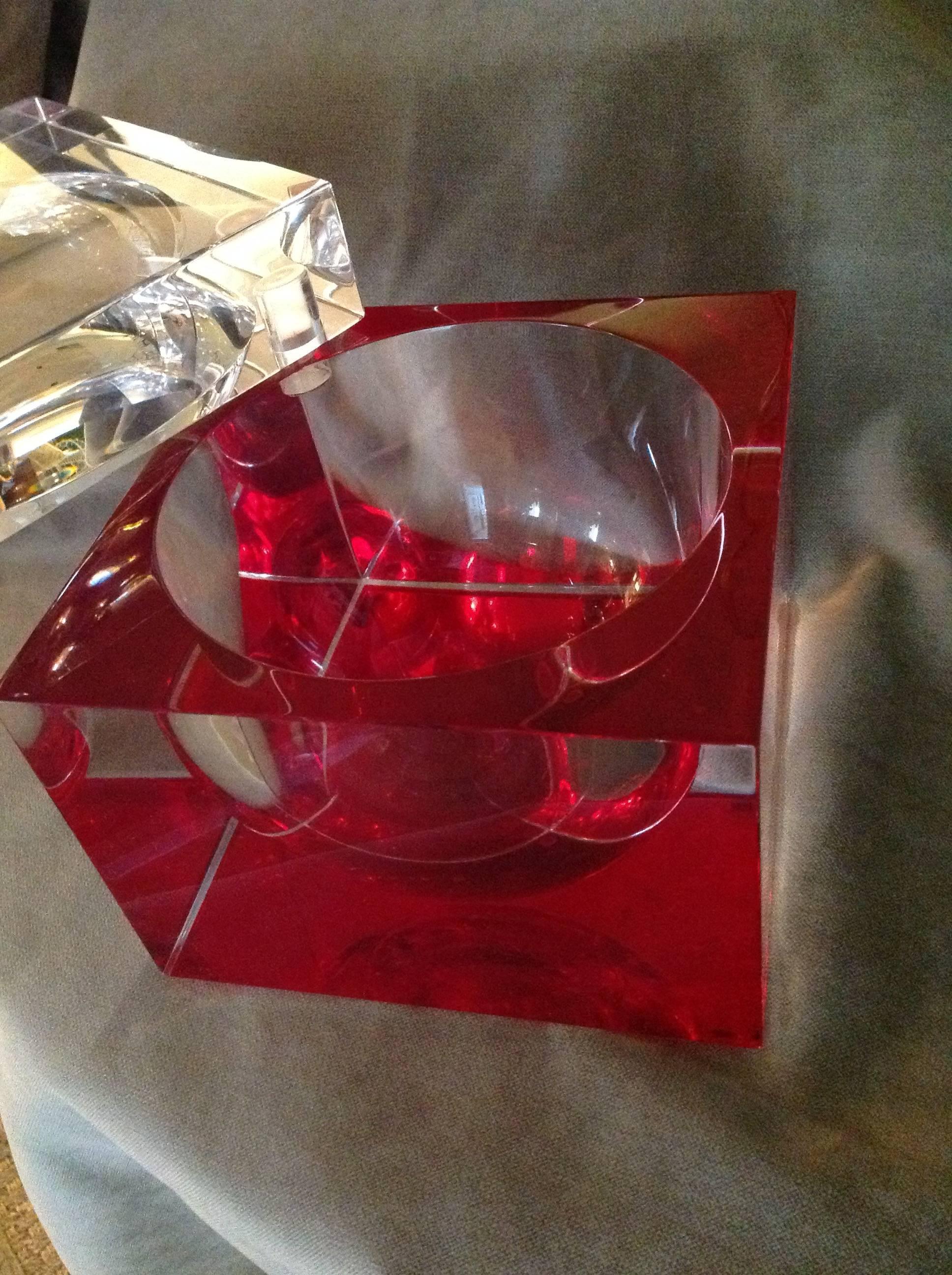 Molded Mid-Century Red and Clear Cube Form Lucite Ice Bucket For Sale