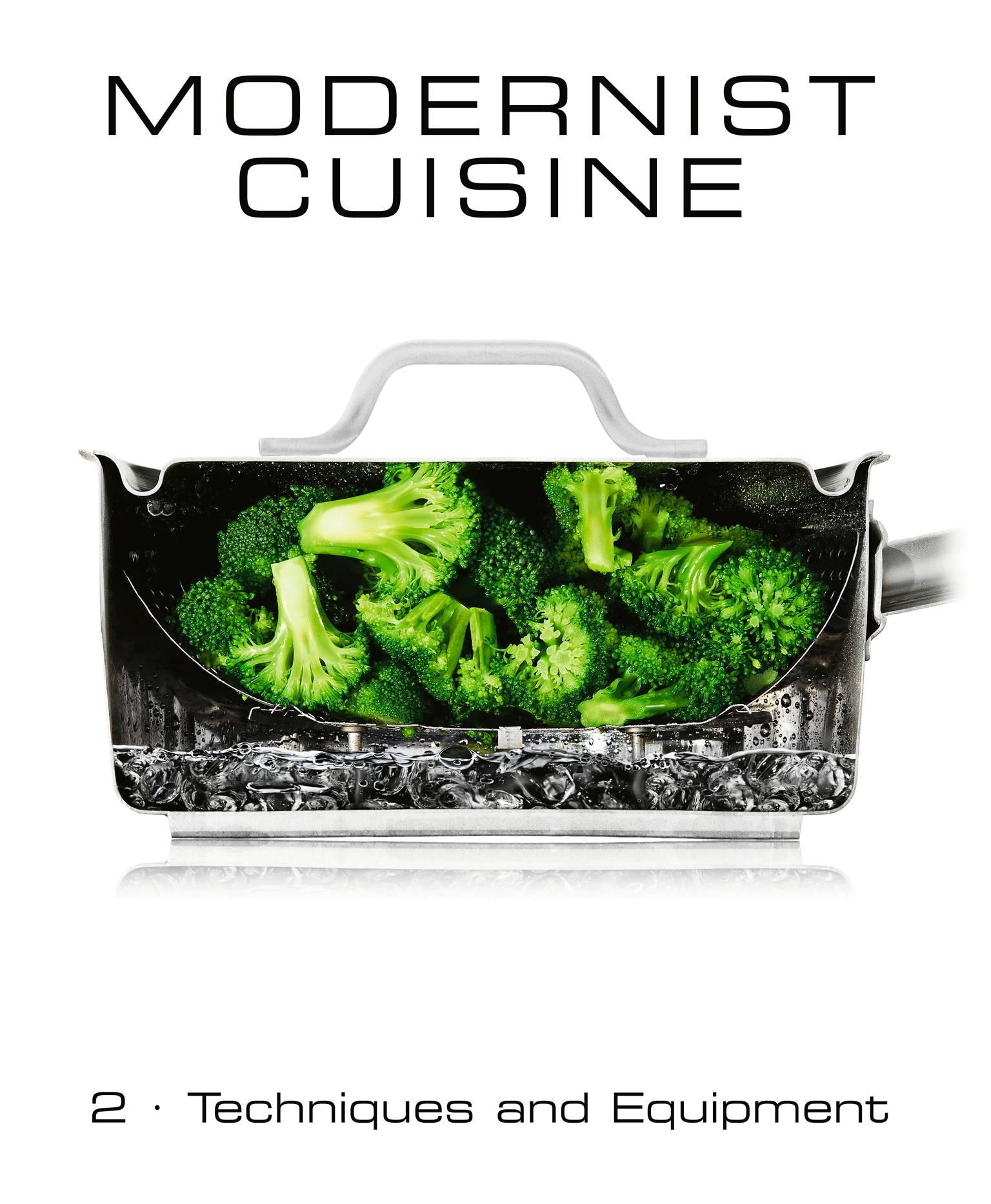 Modernist Cuisine the Art and Science of Cooking Book  In New Condition In New York City, NY