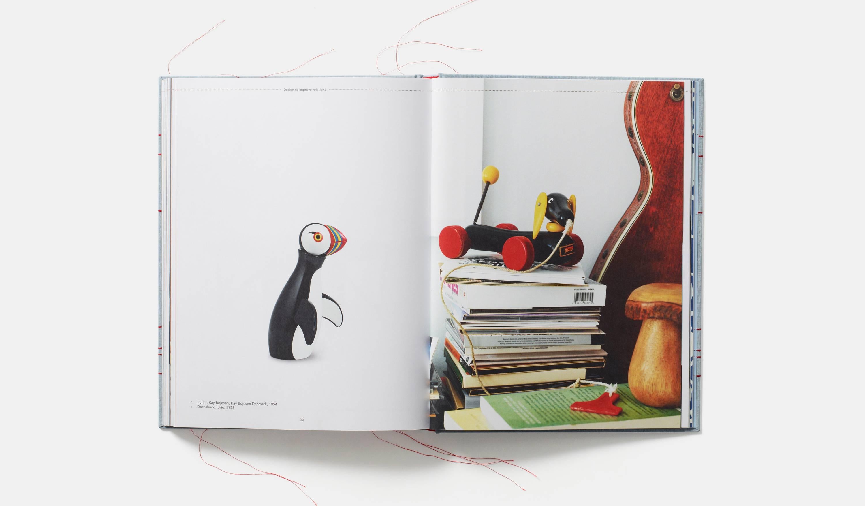 Red Thread Nordic Design Book In New Condition For Sale In New York, NY