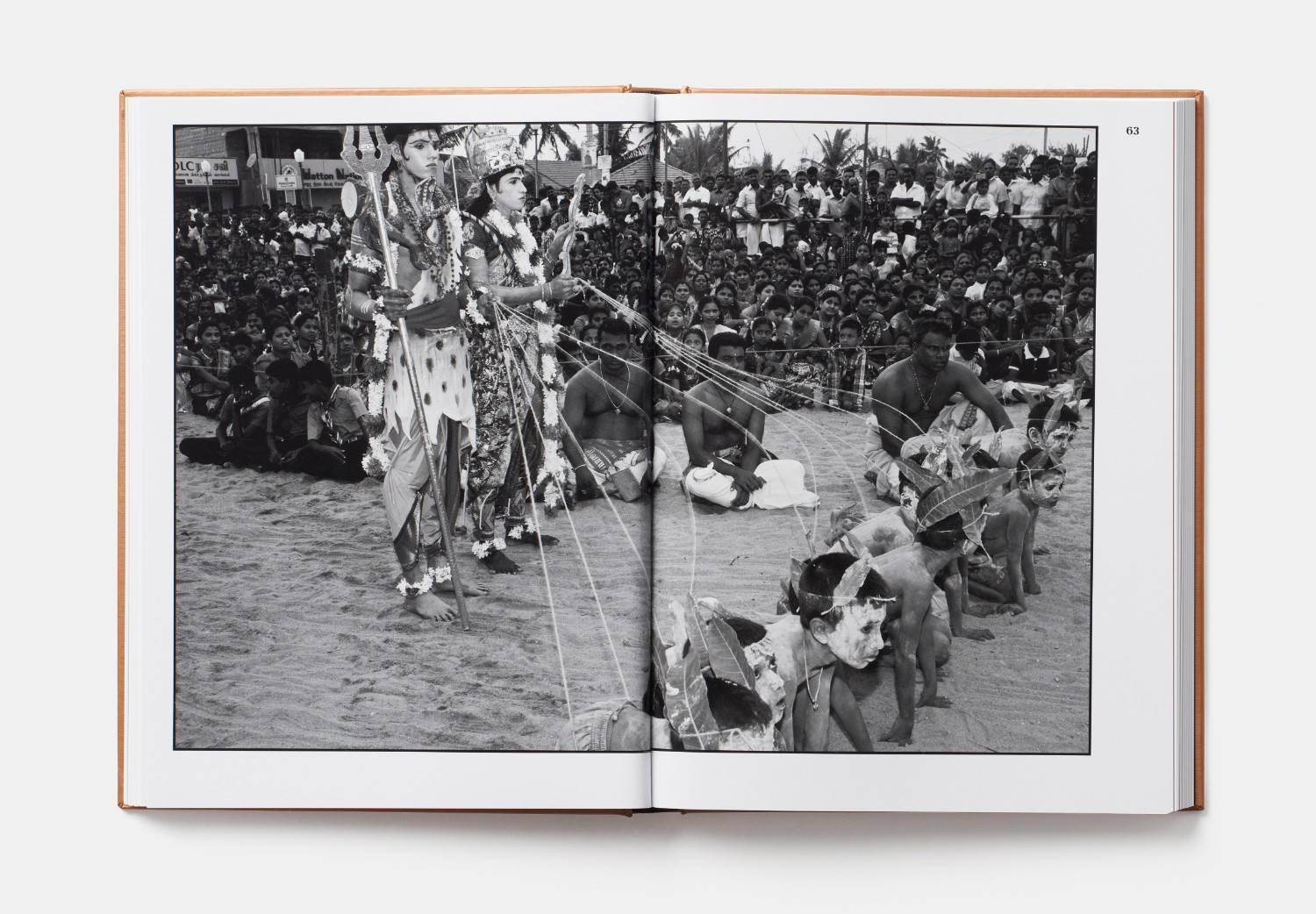 Contemporary Abbas - Gods I've Seen, Travels Among Hindus Magnum Photography Book For Sale