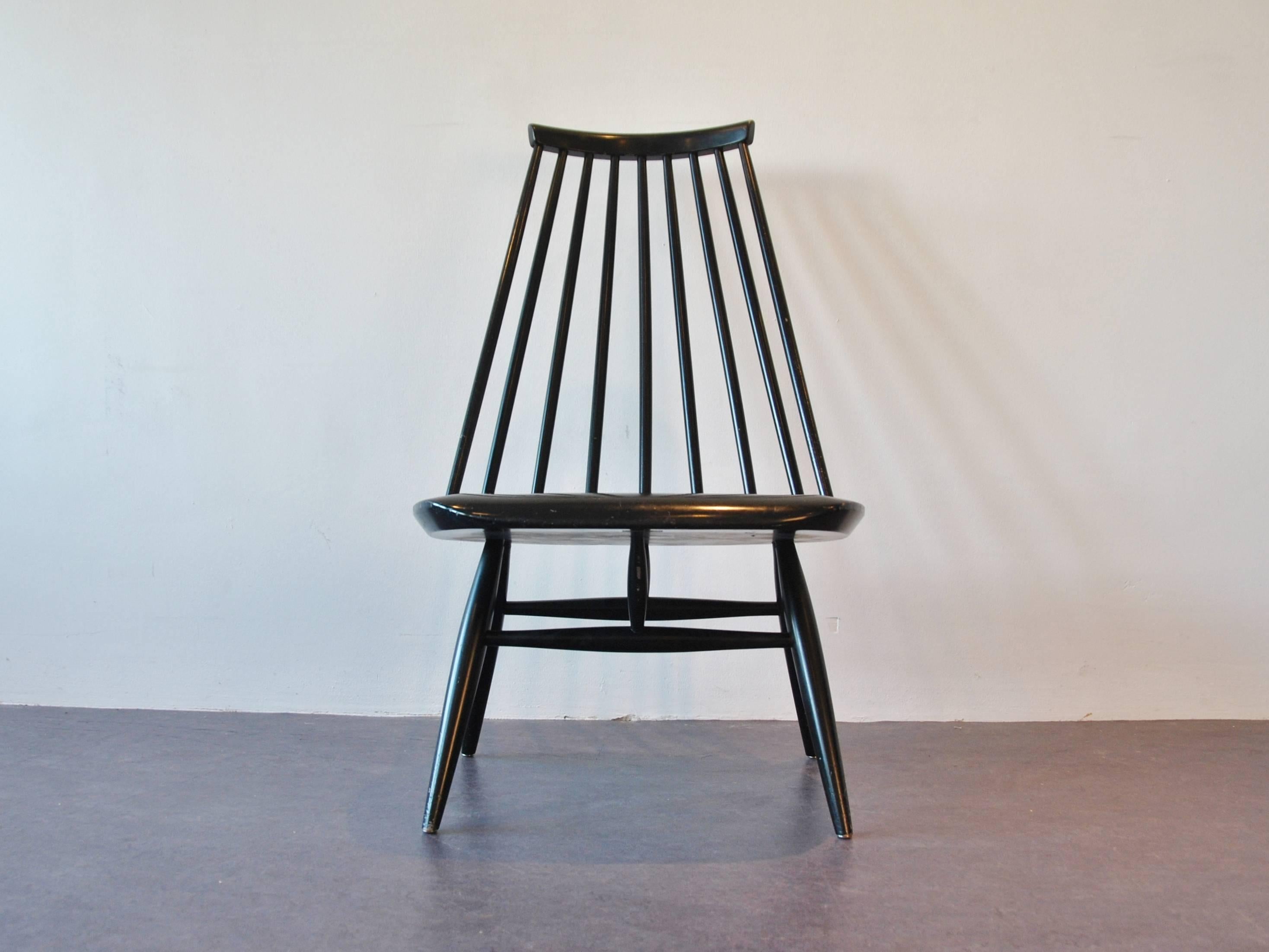 Beautiful chairs have beautiful names, 'Mademoiselle.' A chair from 1958 by Ilmari Tapiovaara for Edsby Verken from Sweden. This wooden balusters chair is burn marked on the bottom and dated 1958, so an early edition in great condition. The