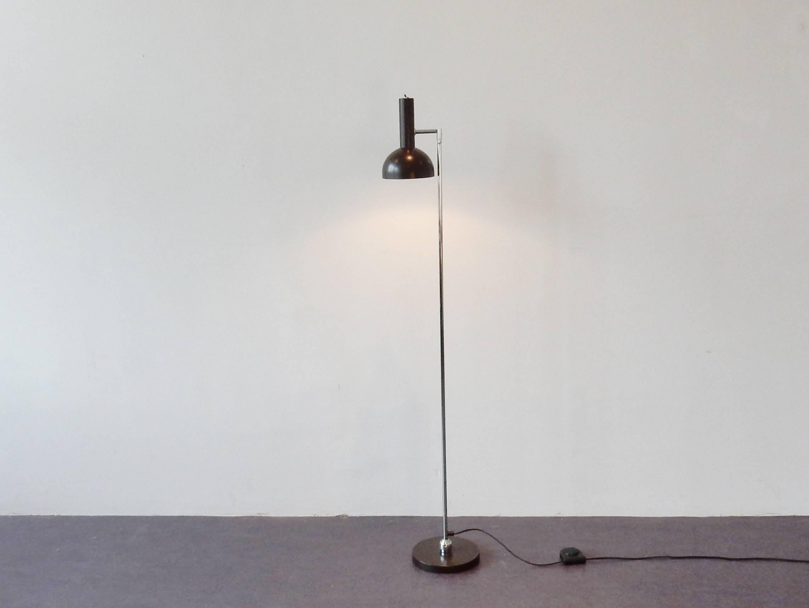 Dutch Floorlamp in Excellent Condition. H. Busquet for Hala Zeist, Netherlands, 1970s