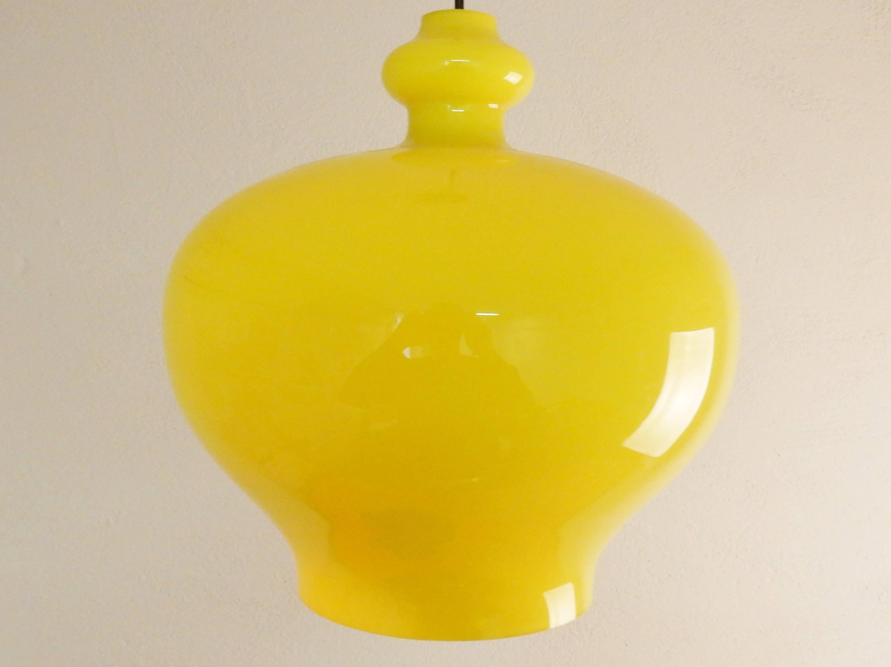 Large Size Yellow Glass Pendant by Hans Agne Jakobsson for Markaryd, Sweden In Excellent Condition In Steenwijk, NL