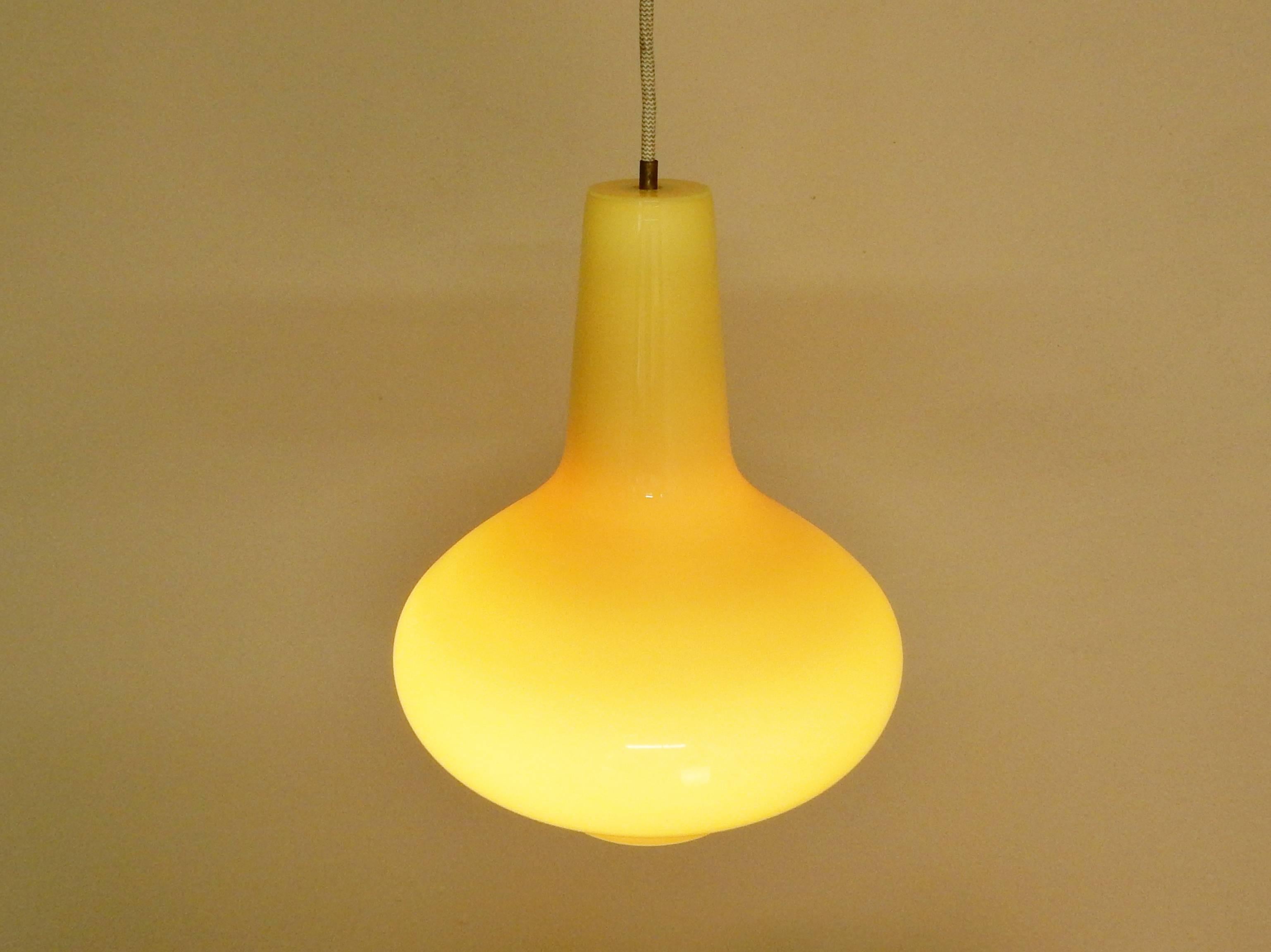Italian Soft Yellow Glass Pendant Light by Massimo Vignelli for Venini. Italy, 1960s