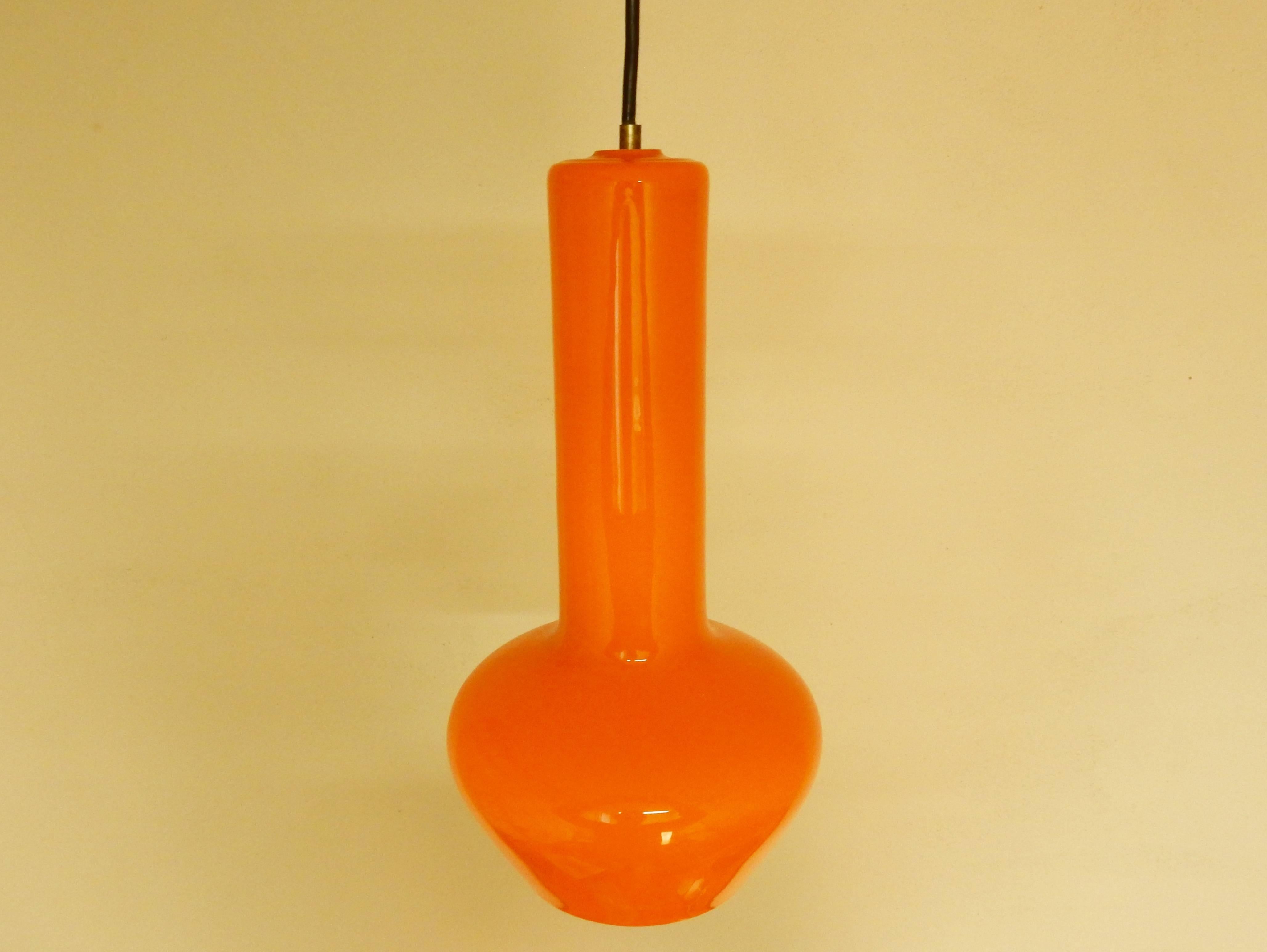 Mid-20th Century Set of Two Orange Pendant Lamps by Gino Vistosi, Italy, 1960s For Sale