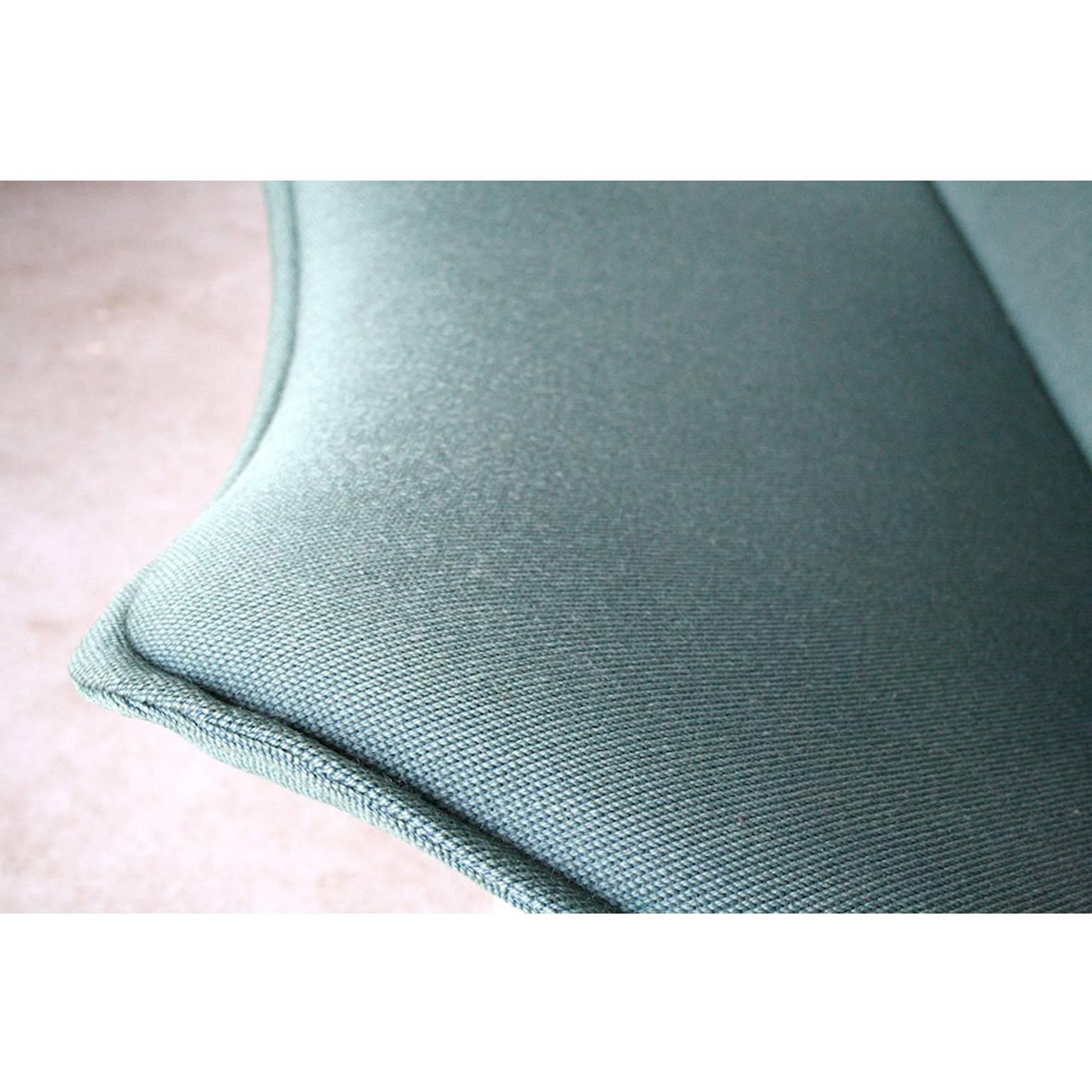 Metal Mint Green F584 Lounge Chair by Geoffrey D. Harcourt for Artifort, Dutch Design  For Sale