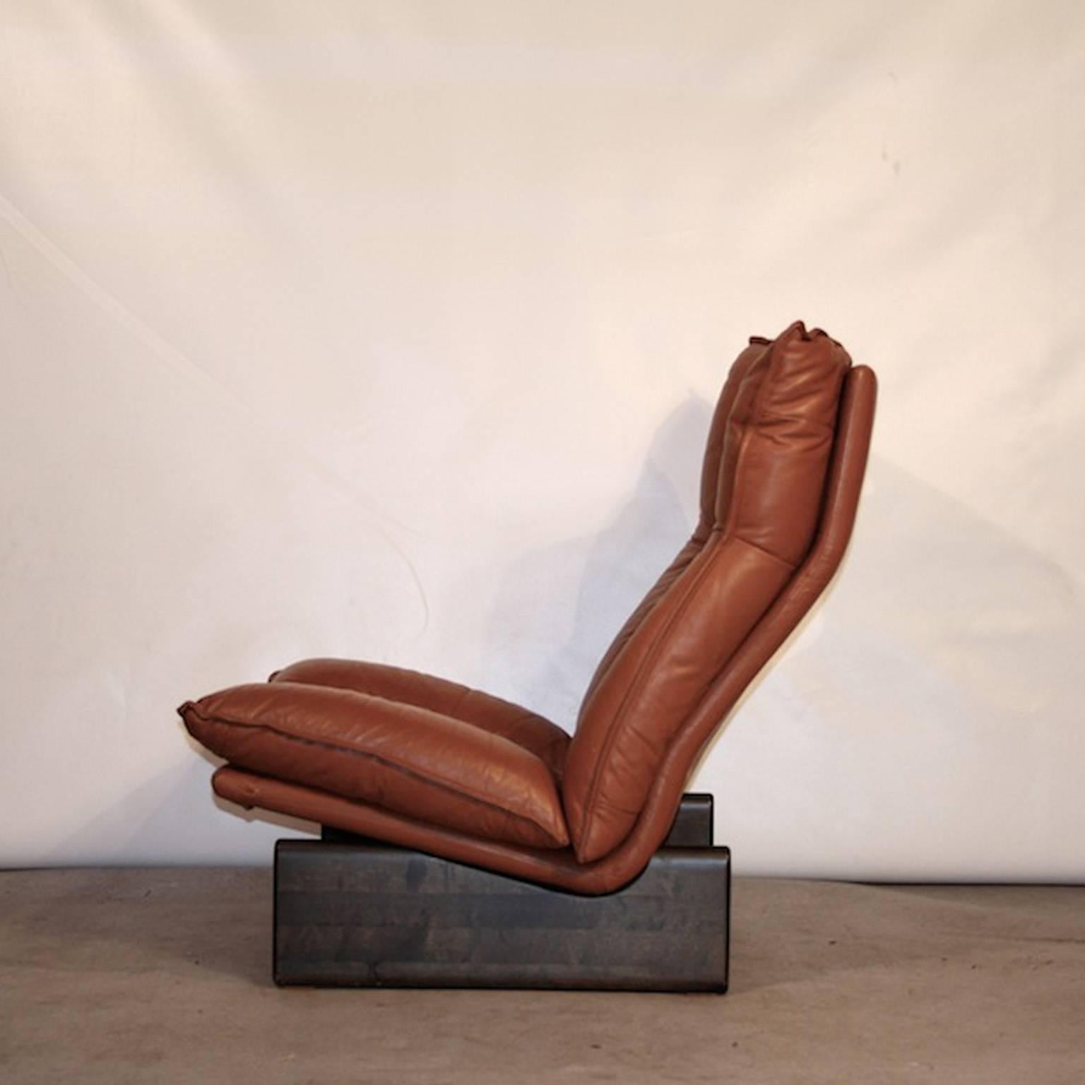 Mid-Century Modern Leather Lounge Chair by Leolux, Dutch Design, 1970s For Sale