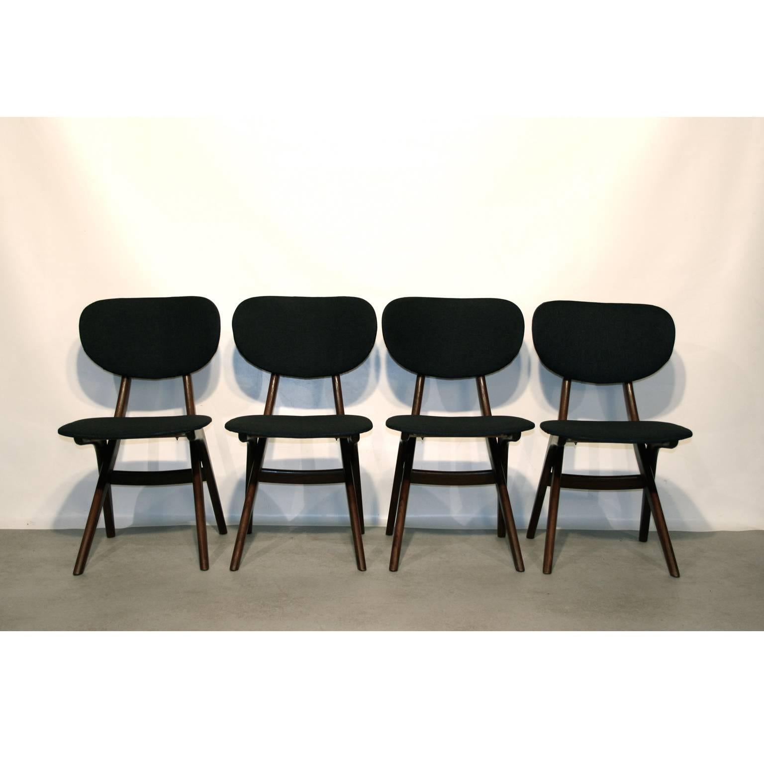 Dining chairs by Louis Van Teeffelen for Wébé, Dutch design, 1950s

Teak dining chairs with black wool upholstery.

These chairs are made by Wébé the Netherlands. Wébé was a Dutch furniture producer with Louis Van Teeffelen as their most famous