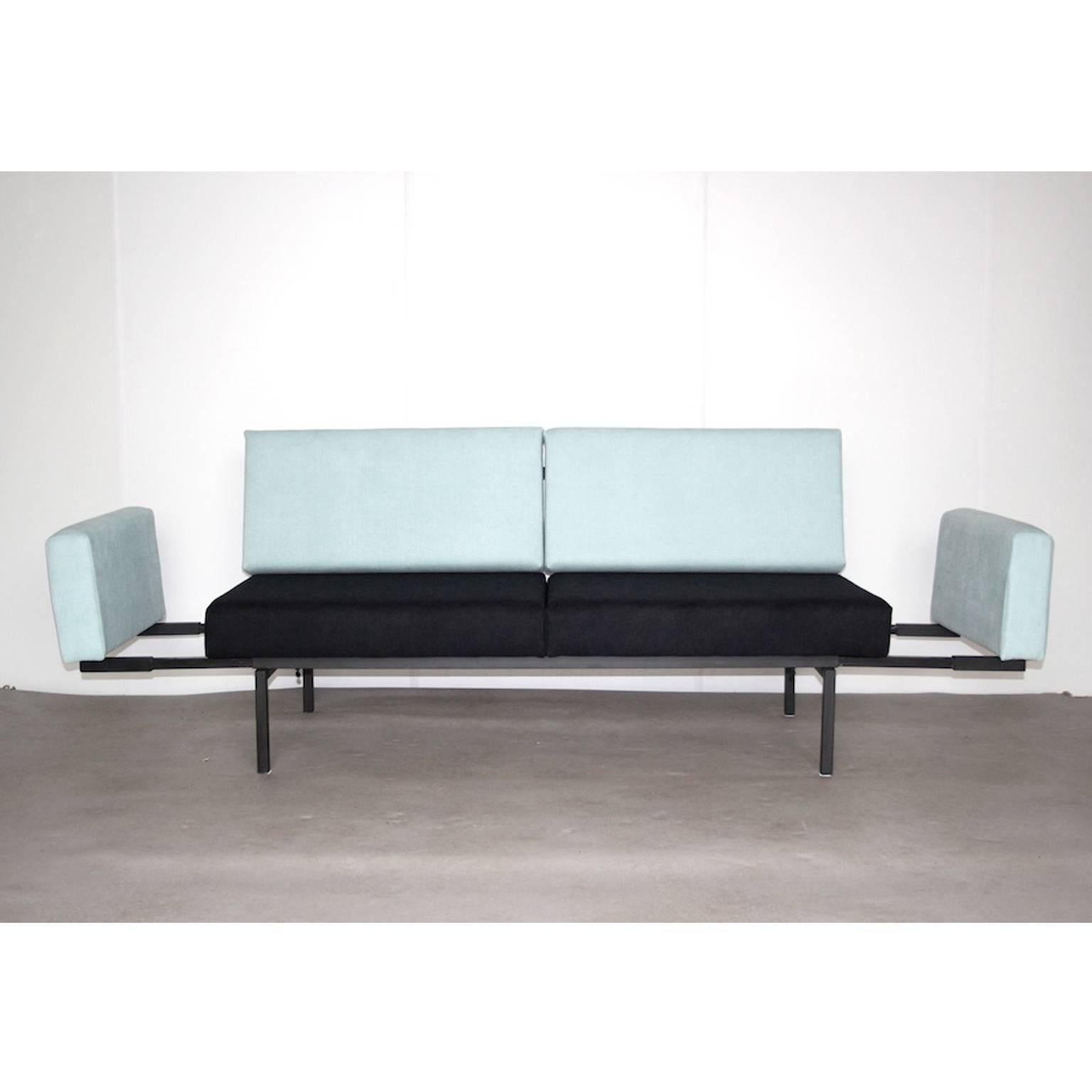 Sofa or Daybed by Coen de Vries for Devo, Dutch Design, 1952 For Sale 1