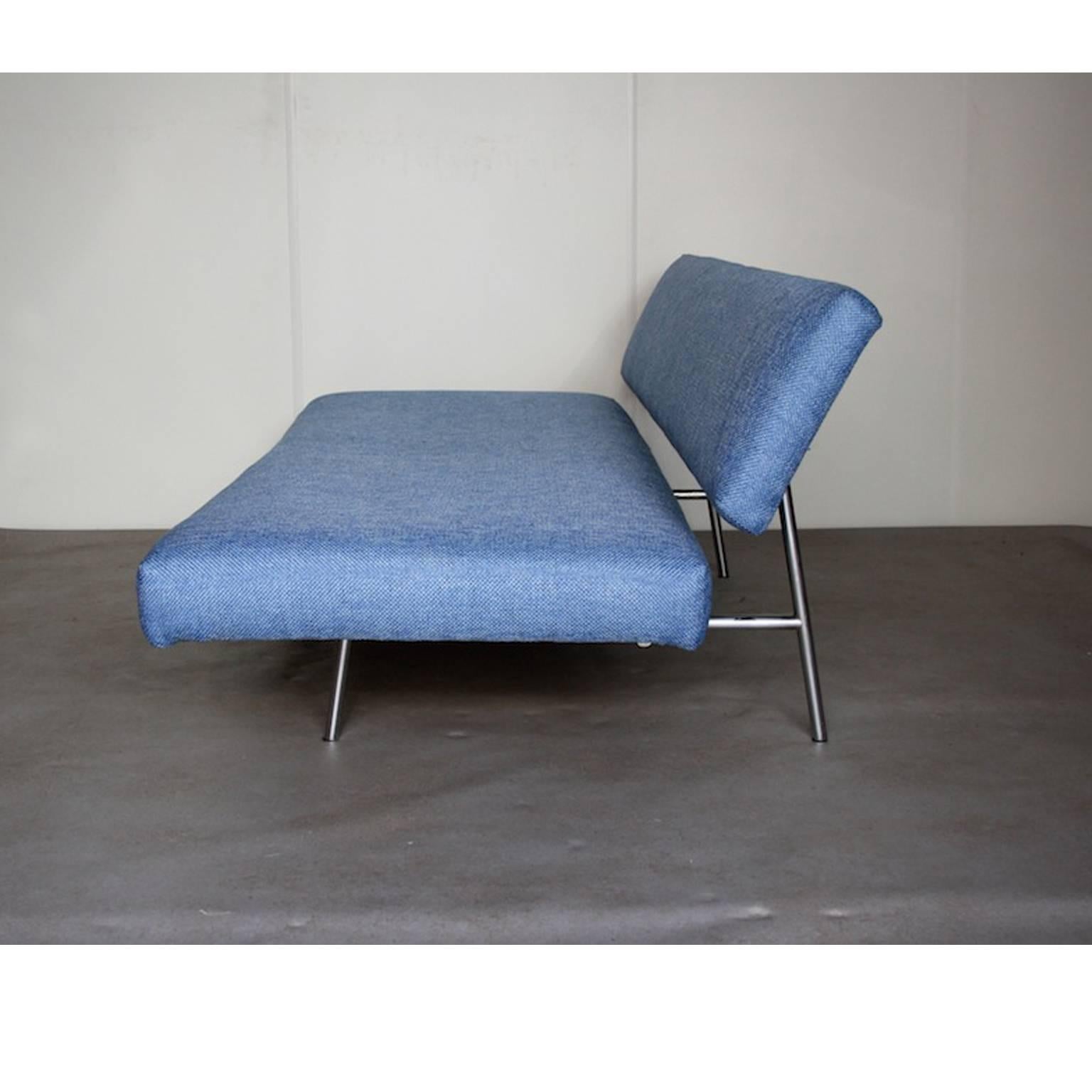 Mid-20th Century BR 02.7 Sleeper Sofa with Arm Rests by Martin Visser for 't Spectrum, Dutch For Sale