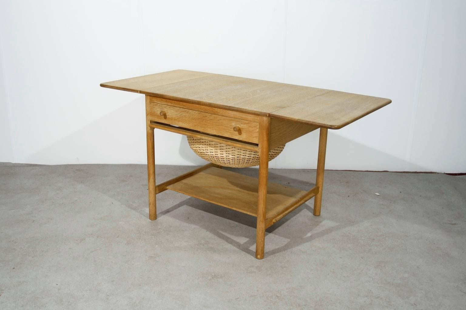 Hans J. Wenger for PP Mobler Oak Sewing Table Model AT-33 / PP-33, Denmark 1950s For Sale 1