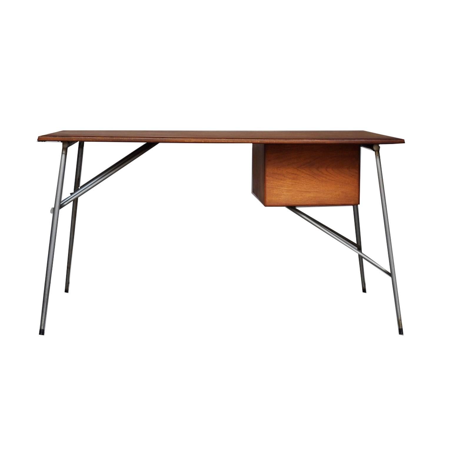 Danish Børge Mogensen Desk for Søborg Møbelfabrik For Sale