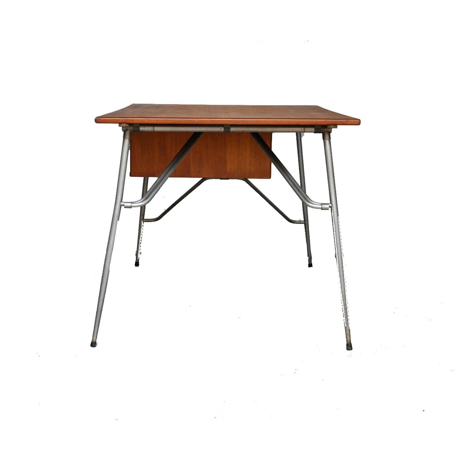 Børge Mogensen Desk for Søborg Møbelfabrik In Good Condition For Sale In Lijnden, Noord-Holland