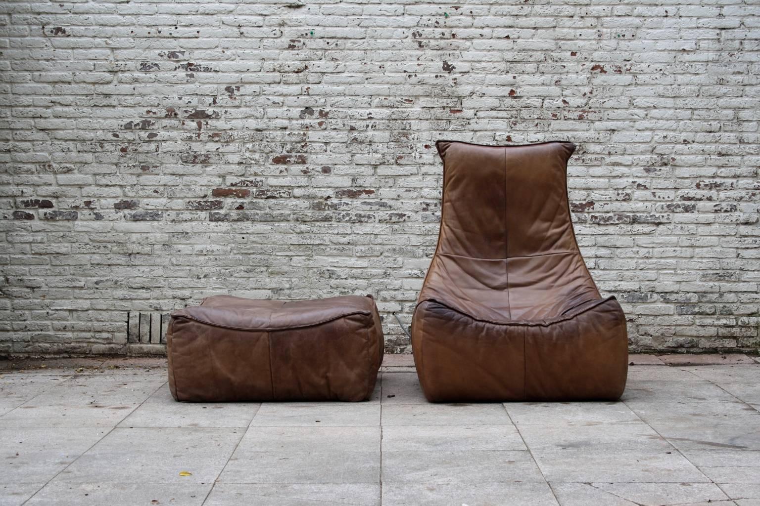 “the Rock” Lounge Chair and Ottoman by Gerard Van Den Berg for Montis, Dutch 70’ In Good Condition For Sale In Lijnden, Noord-Holland