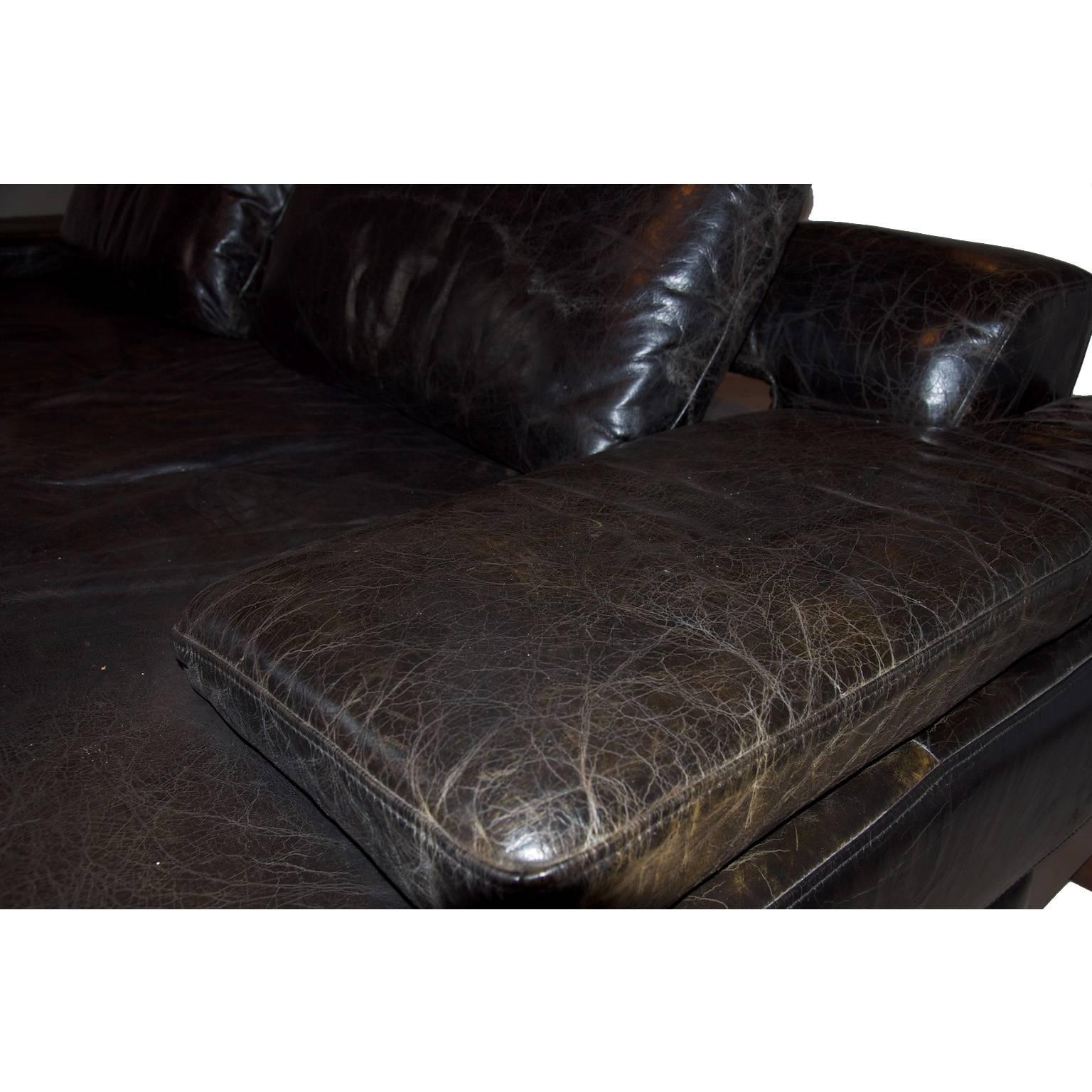 Italian 1970s Leather Design Sofa For Sale 1