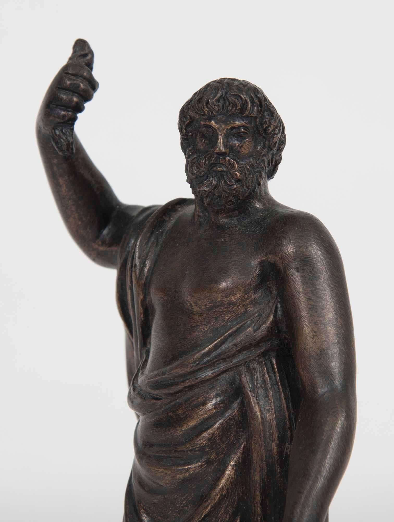 Figurale Bronzeskulptur des Zeus aus dem 18. Jahrhundert  (Italienisch) im Angebot