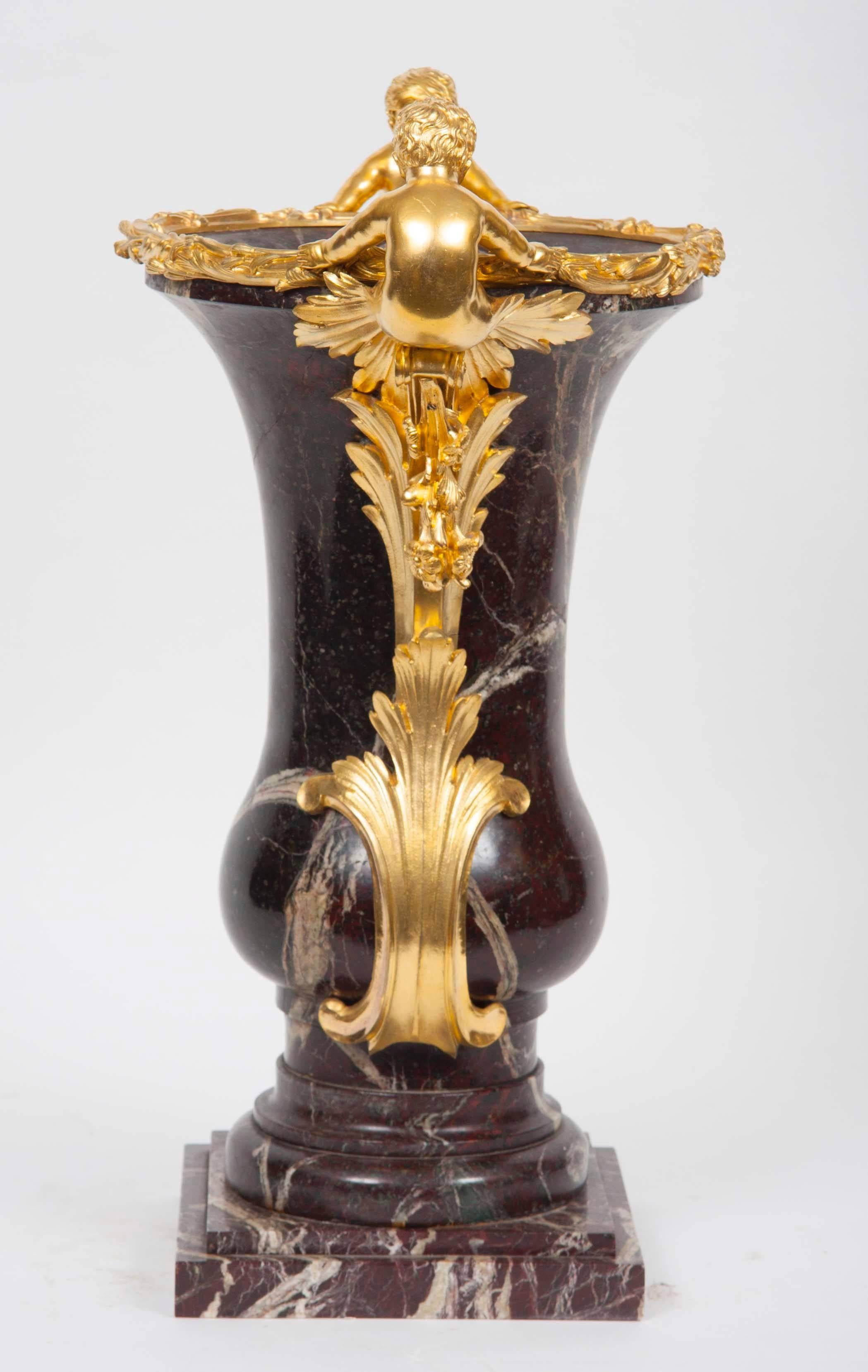 Pair of French Gilt Bronze Ormolu-Mounted Marble Vase In Good Condition For Sale In New York, NY