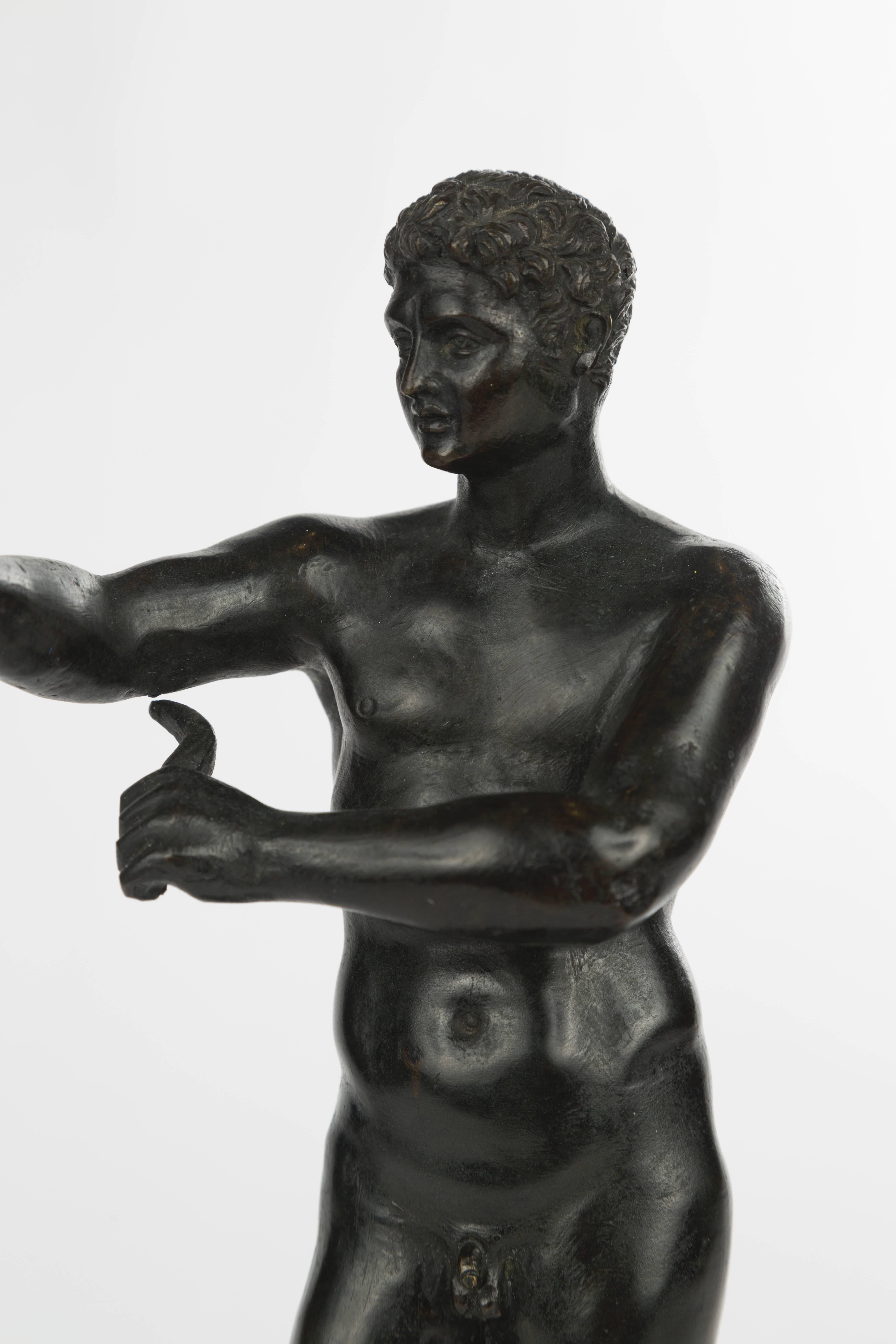 19th Century Italian Grand Tour Bronze Figure of an Athlete For Sale
