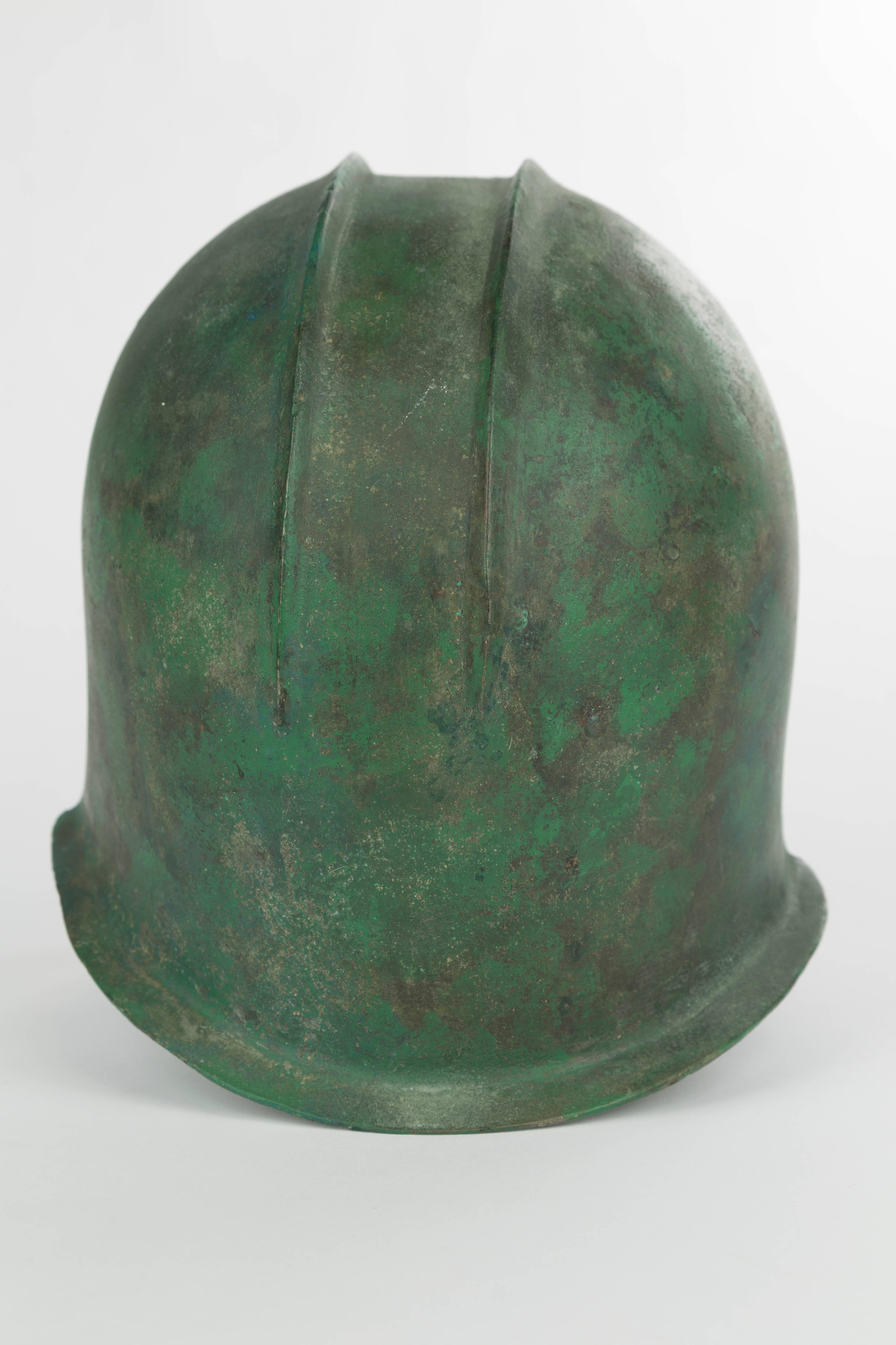 Illyrischer Helm aus griechischer Bronze, archaische Periode (Klassisch-griechisch) im Angebot