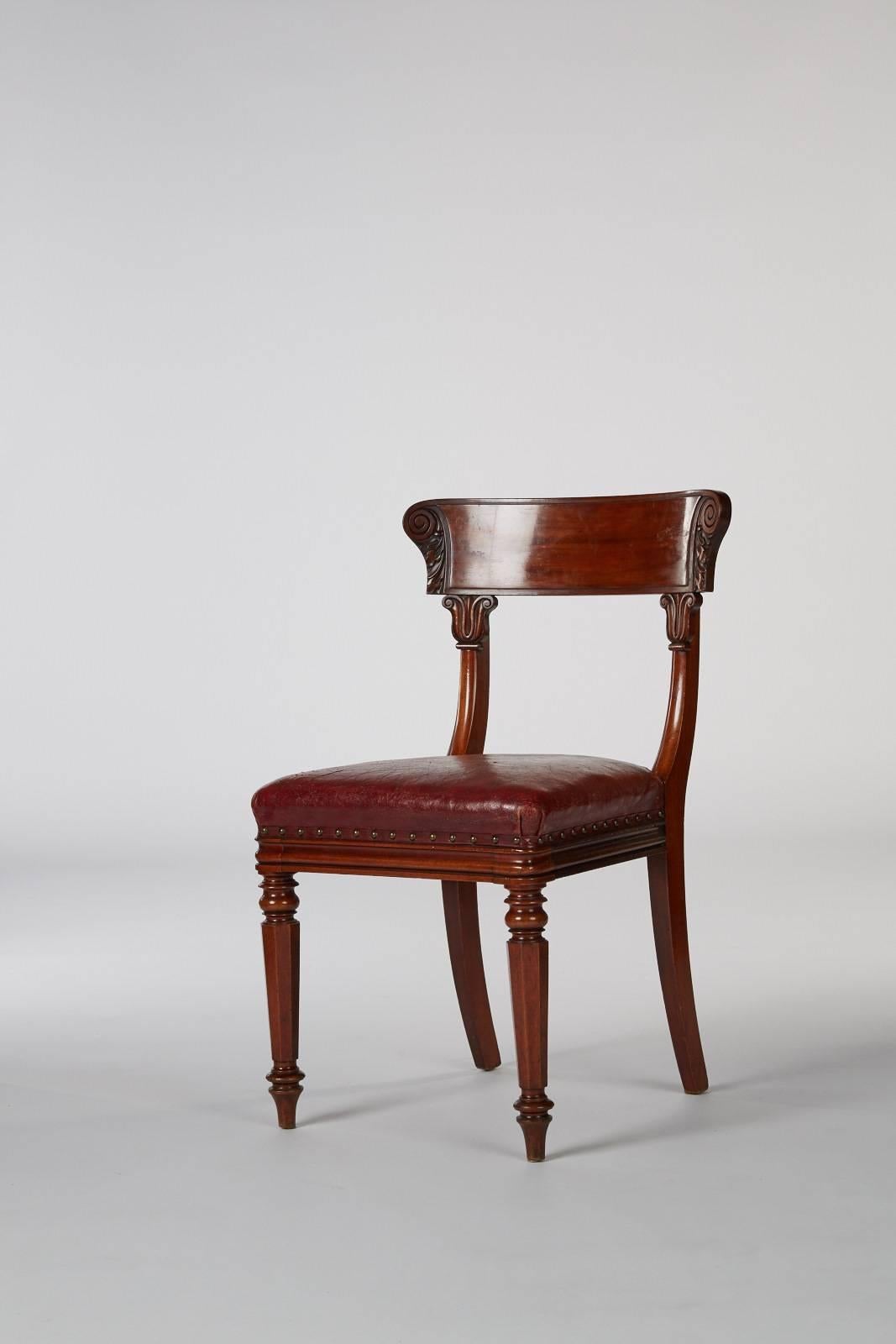 Set of 12 Late Regency Mahogany Side Chairs In Good Condition For Sale In Los Angeles, CA