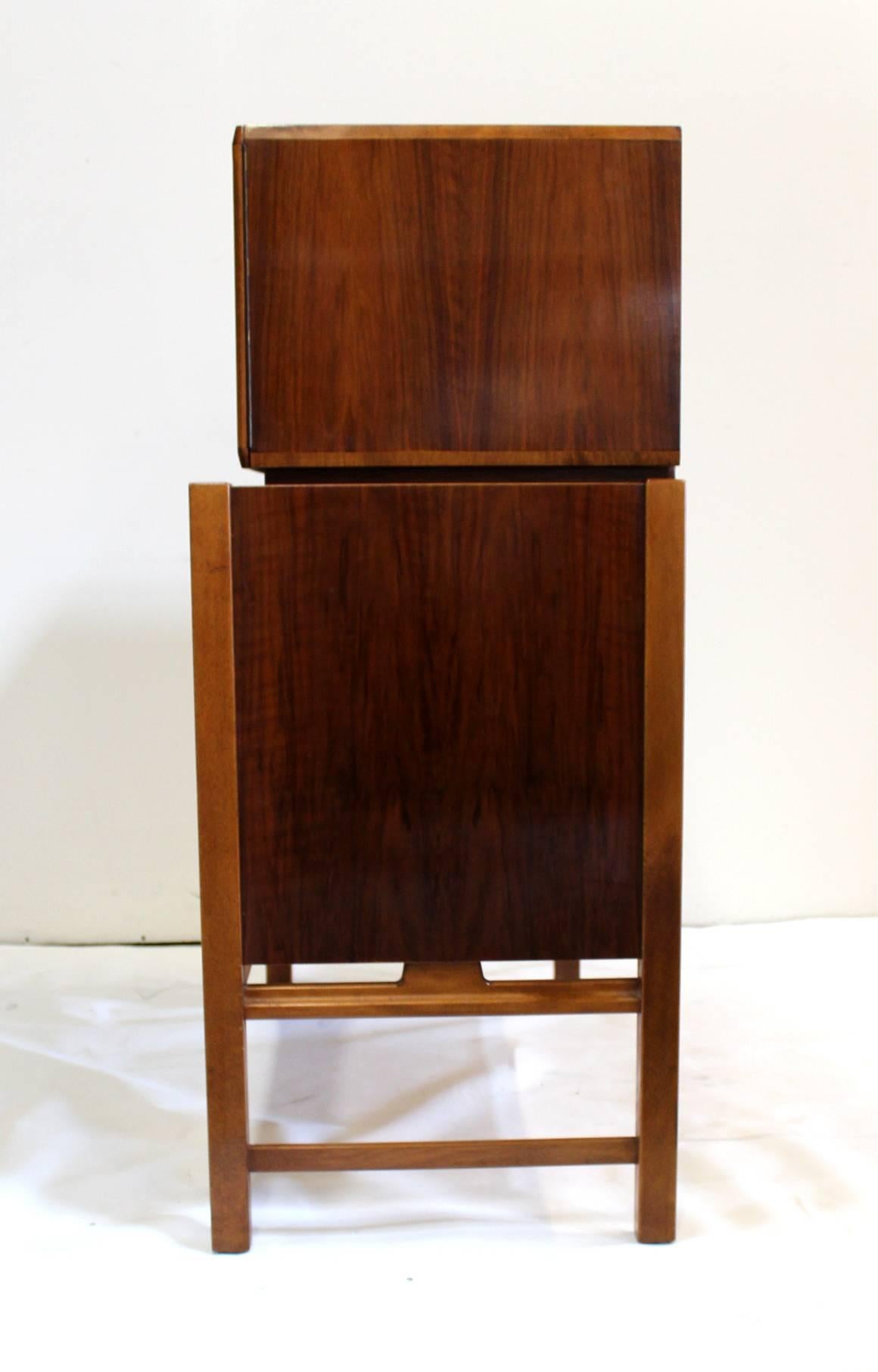Scandinavian Mid Century Modern Two-Piece Cabinet Chest Dresser Edmond J. Spence In Good Condition For Sale In Dallas, TX