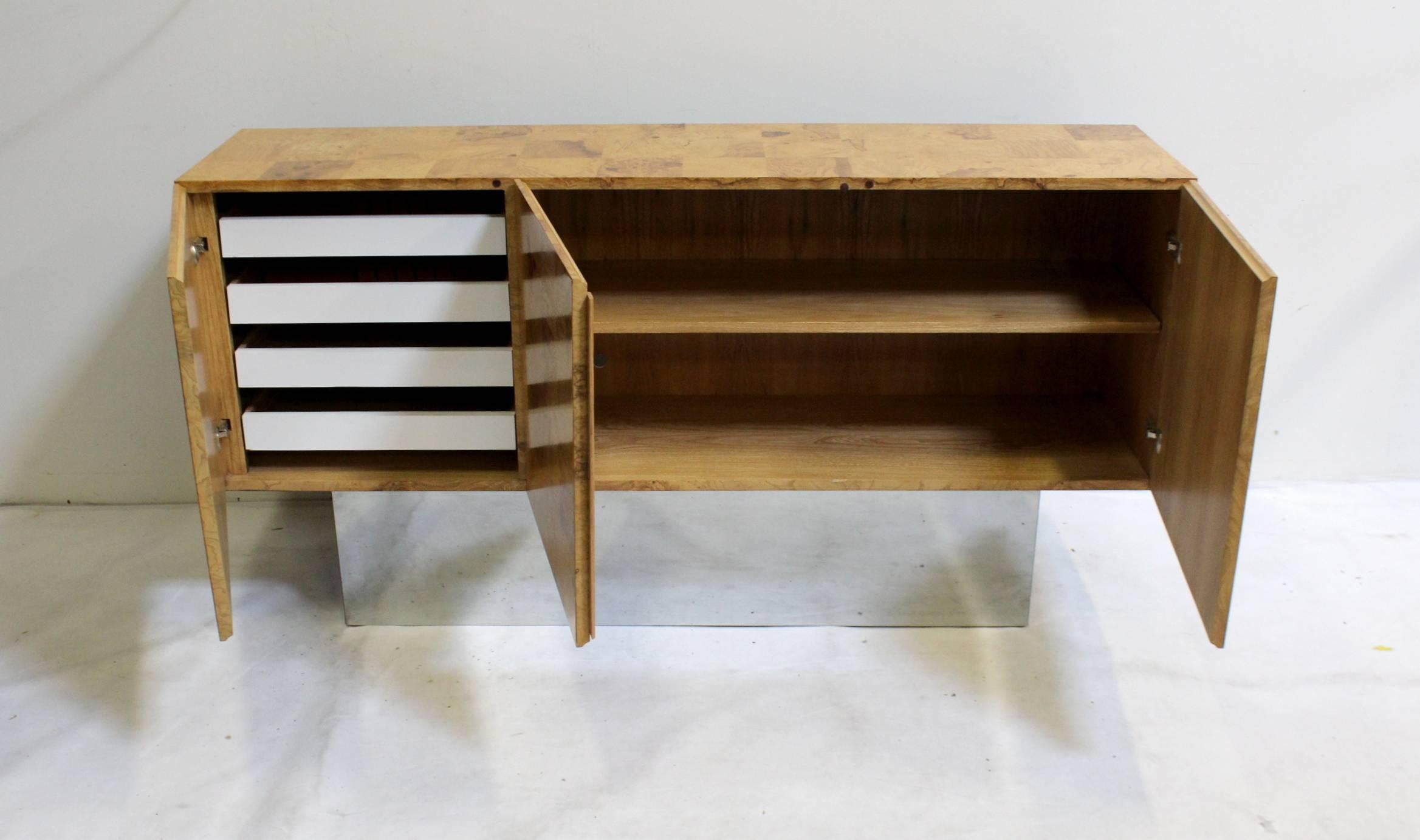 Steel Rare Milo Baughman for Thayer Coggin Olive Burl Credenza Raised on Chrome Plinth For Sale