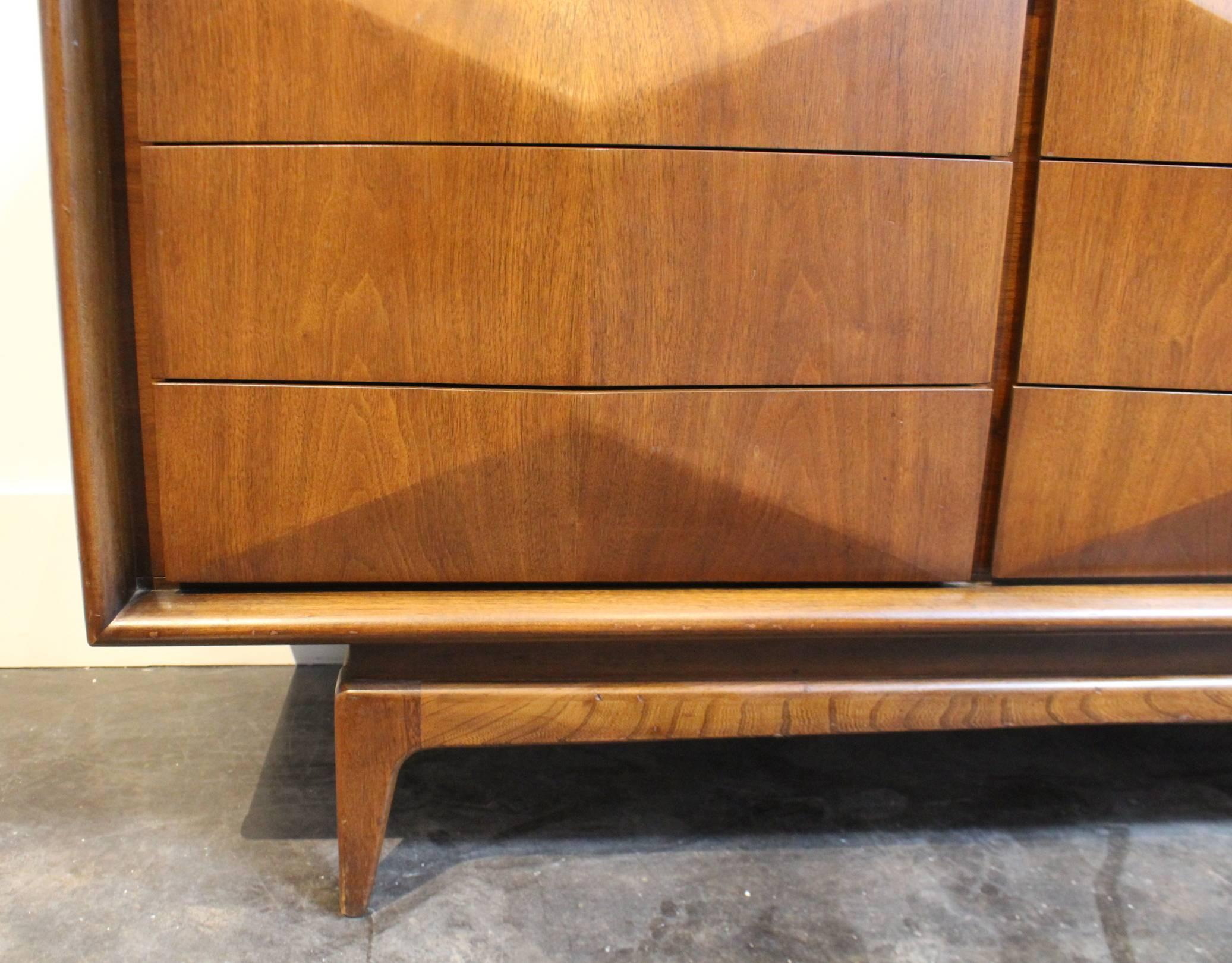 20th Century Mid-Century Modern Diamond Front Walnut Wood Dresser by United Furniture