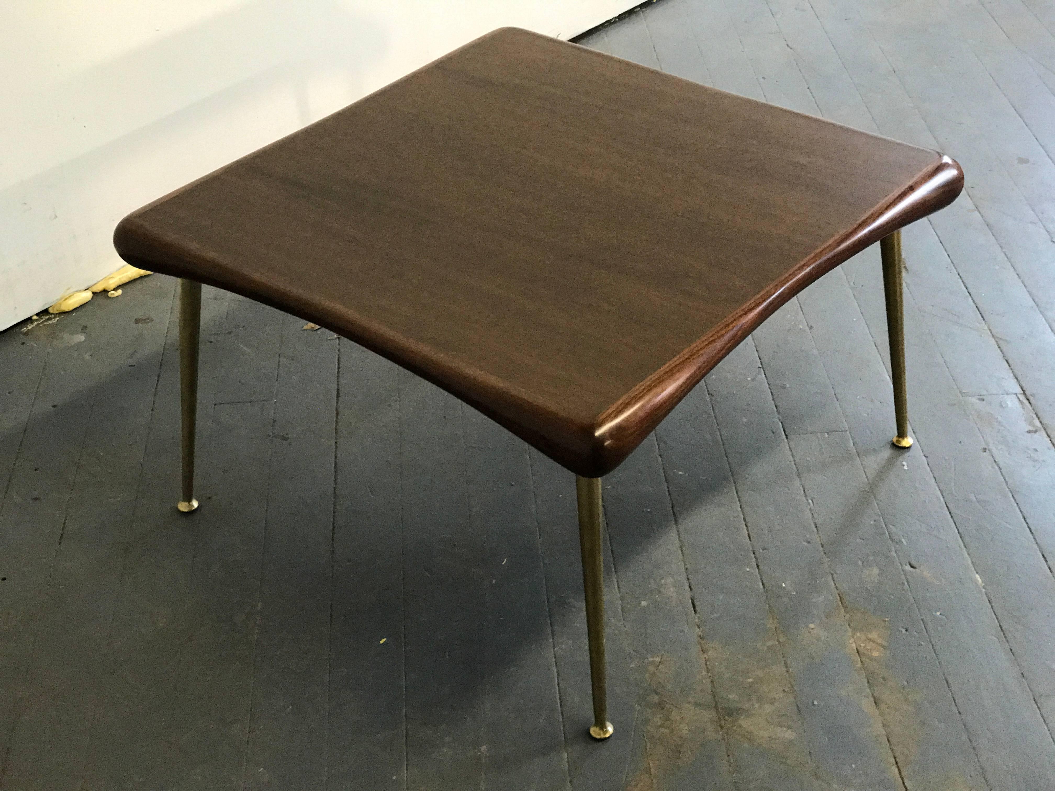 Organic curved edges , newly restored early Robsjohn-Gibbings 1950s walnut and bronze legs coffee or side table made by Widdicomb

 