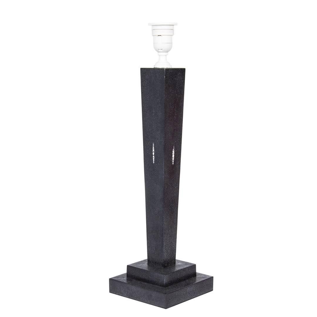 Pair of Tapered Column Black Shagreen Lamps In New Condition For Sale In New York, NY