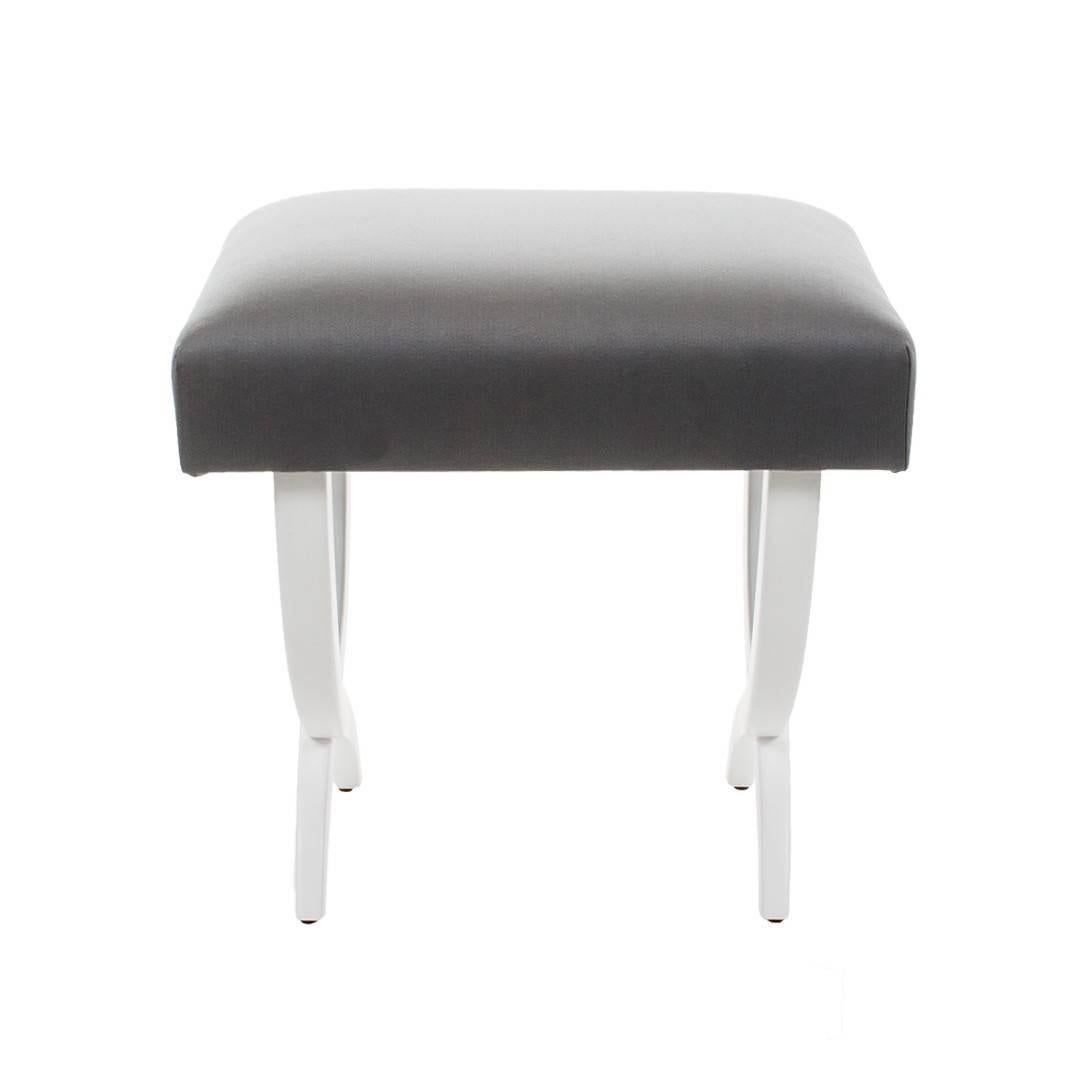 Modern Pair of Stools with Lacquered Wood Frame and Gray Silk Fabric For Sale