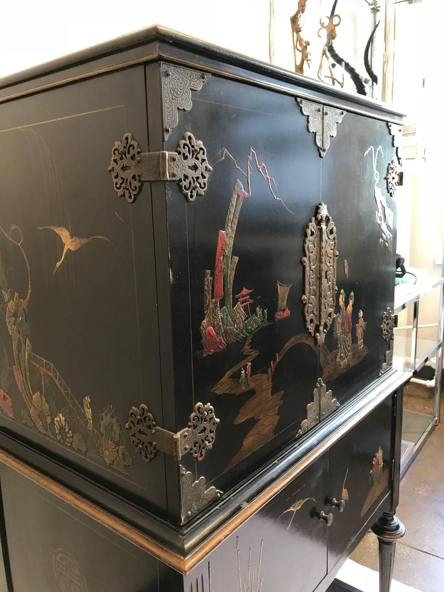 20th Century 1920's American Chinese Style Cabinet For Sale