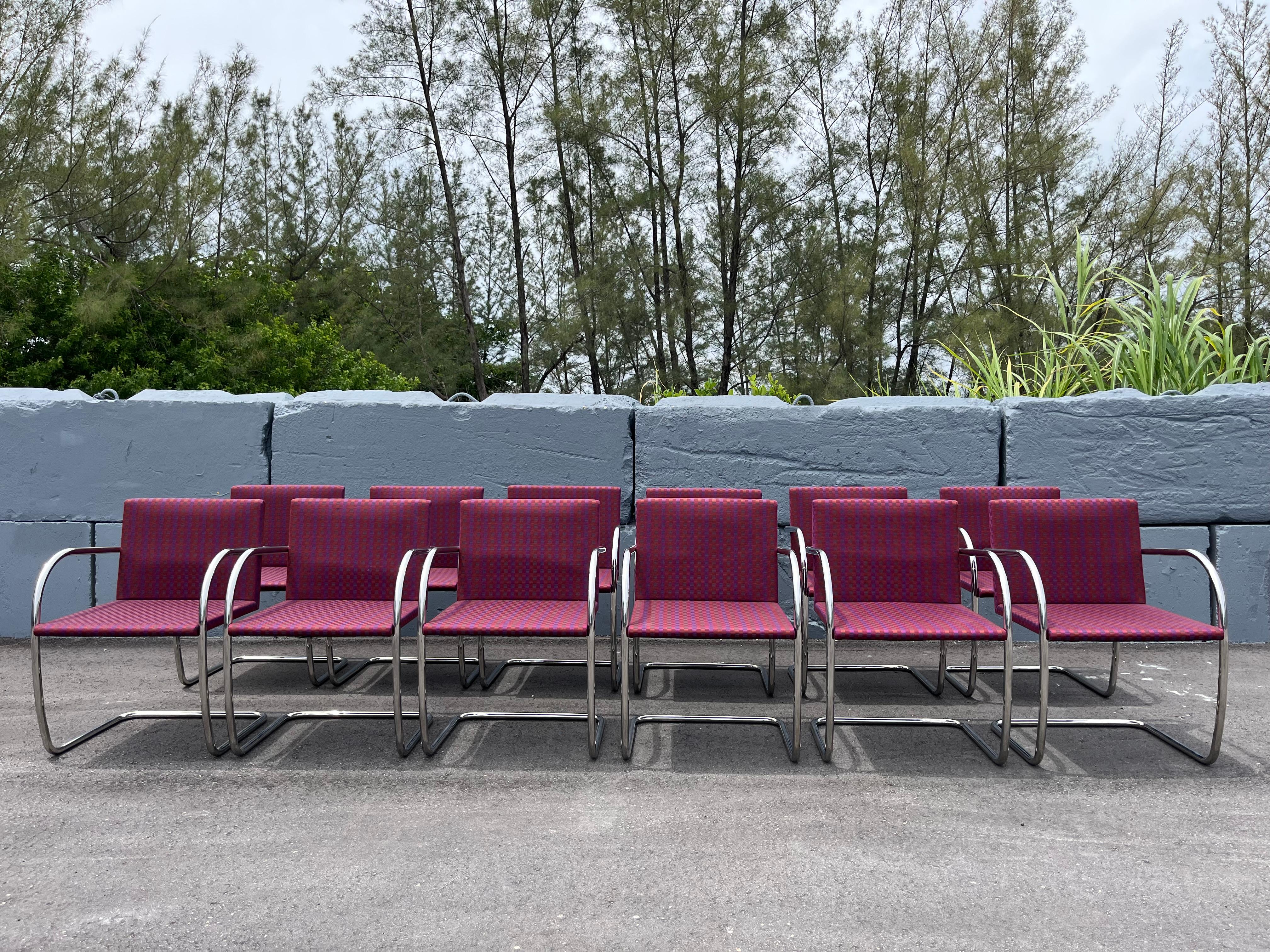 Set di dodici sedie tubolari Brno per Knoll, acciaio inox in vendita 4