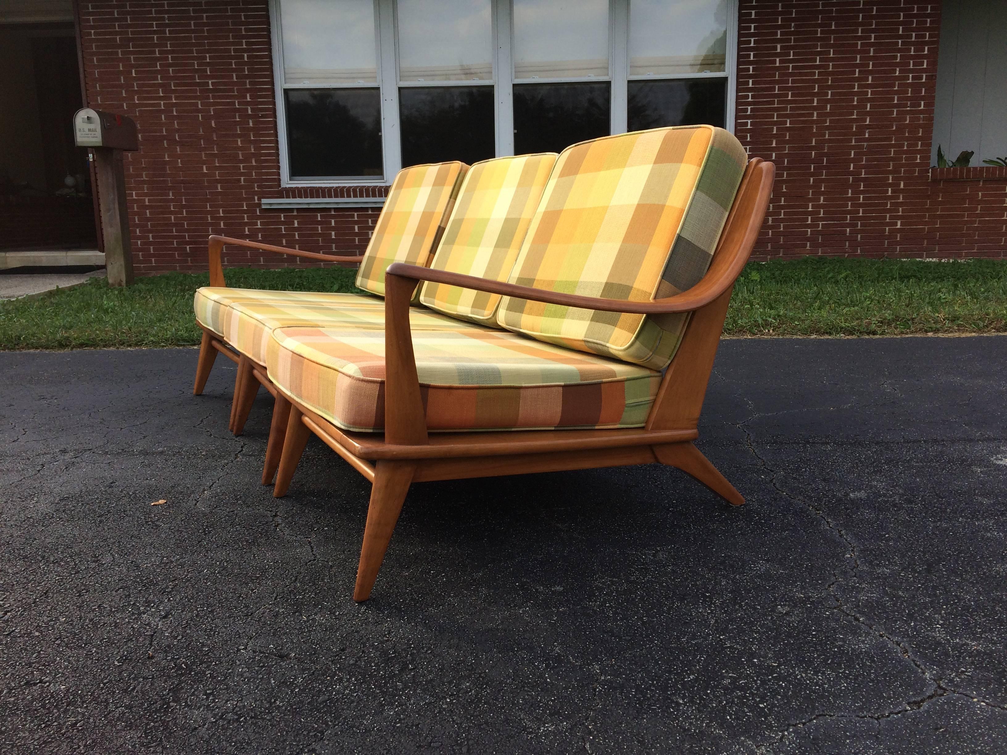 heywood wakefield couch